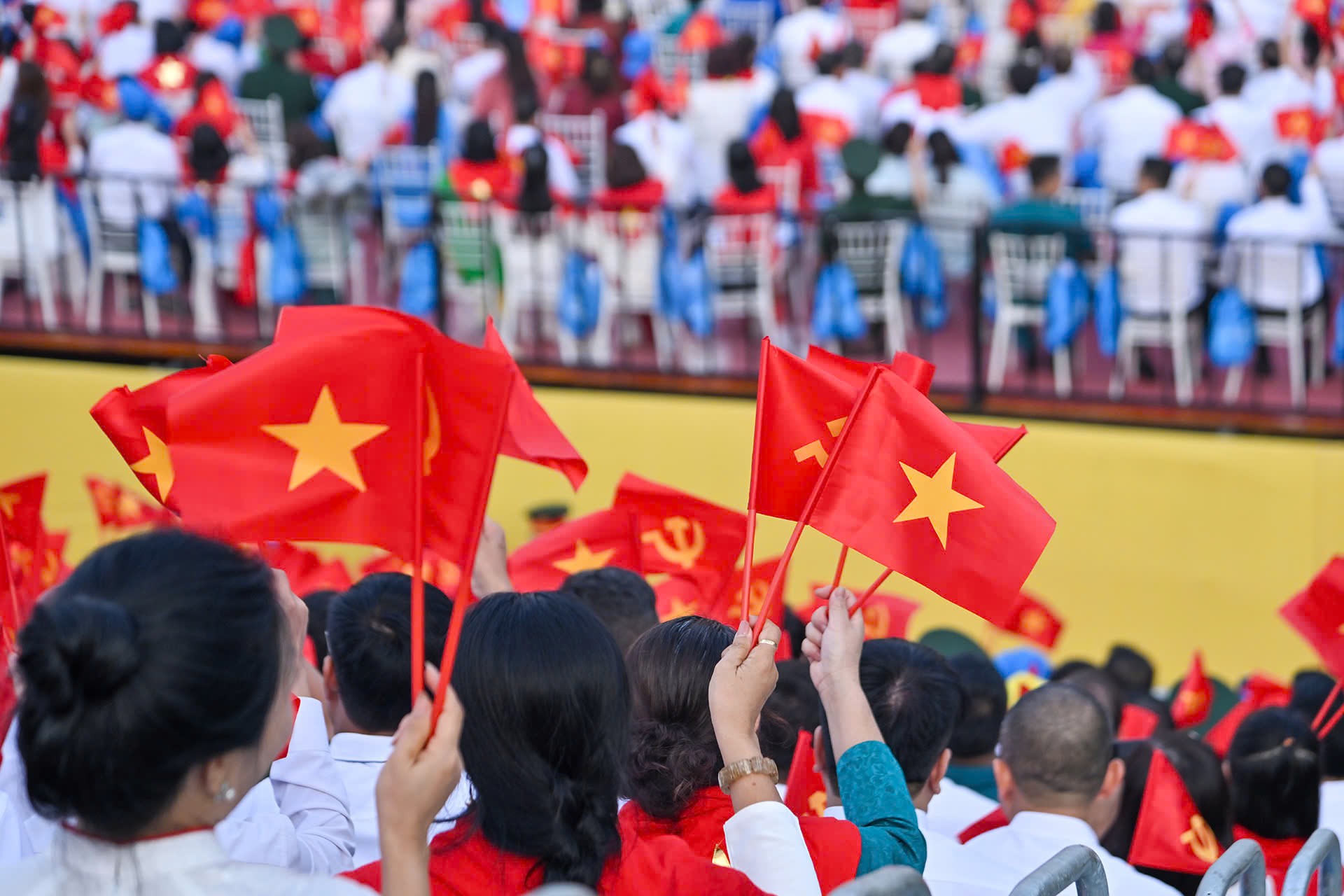 Những h&igrave;nh ảnh h&ugrave;ng tr&aacute;ng tại lễ diễu binh, diễu h&agrave;nh mừng 80 năm Quốc kh&aacute;nh- Ảnh 27.