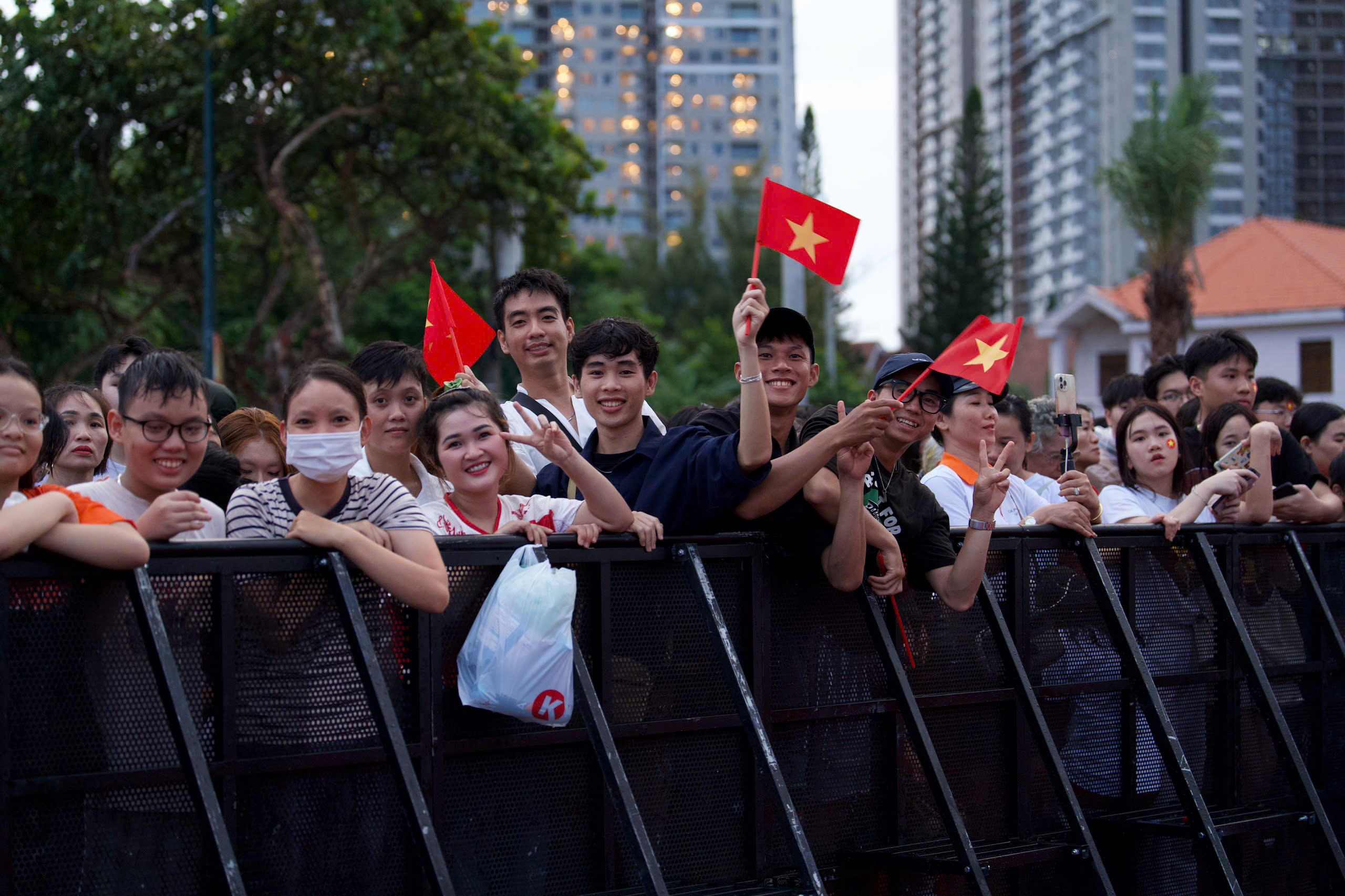 Mãn nhãn với đại tiệc ánh sáng chào mừng Quốc khánh 2/9 tại nhiều tỉnh, thành- Ảnh 14. Mãn nhãn với đại tiệc ánh sáng chào mừng Quốc khánh 2/9 tại nhiều tỉnh, thành- Ảnh 14.