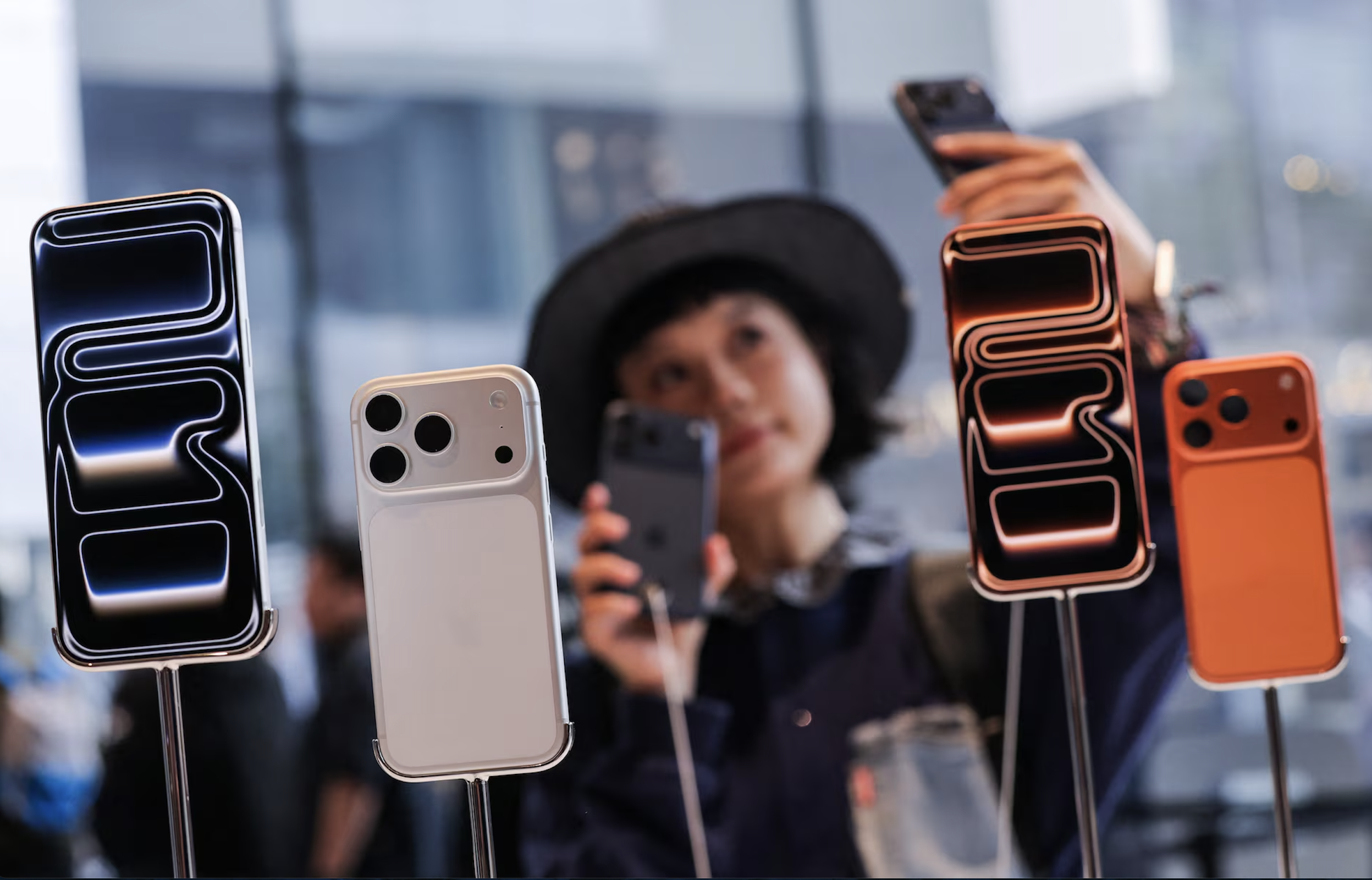 Apple hối th&uacute;c c&aacute;c nh&agrave; cung cấp tăng sản xuất iPhone 17 trước nhu cầu tăng vọt- Ảnh 1.