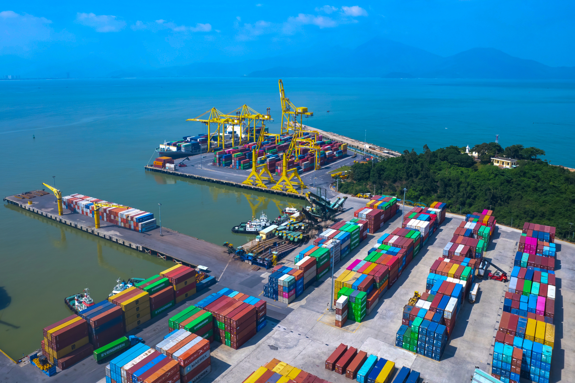 Cục H&agrave;ng hải v&agrave; Đường thủy ủng hộ n&acirc;ng cấp luồng v&agrave;o bến Ti&ecirc;n Sa cho t&agrave;u 50.000 DWT- Ảnh 1.