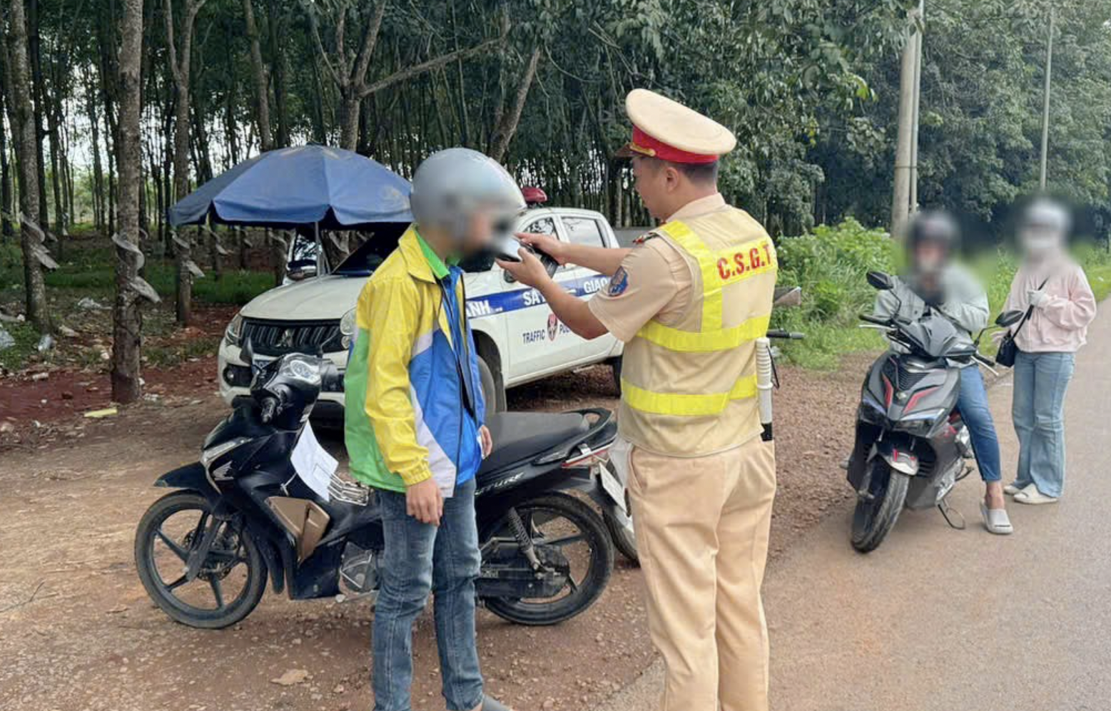 Đồng Nai: Siết chặt xử l&yacute; vi phạm tốc độ, nồng độ cồn, tai nạn giao th&ocirc;ng giảm mạnh- Ảnh 1.