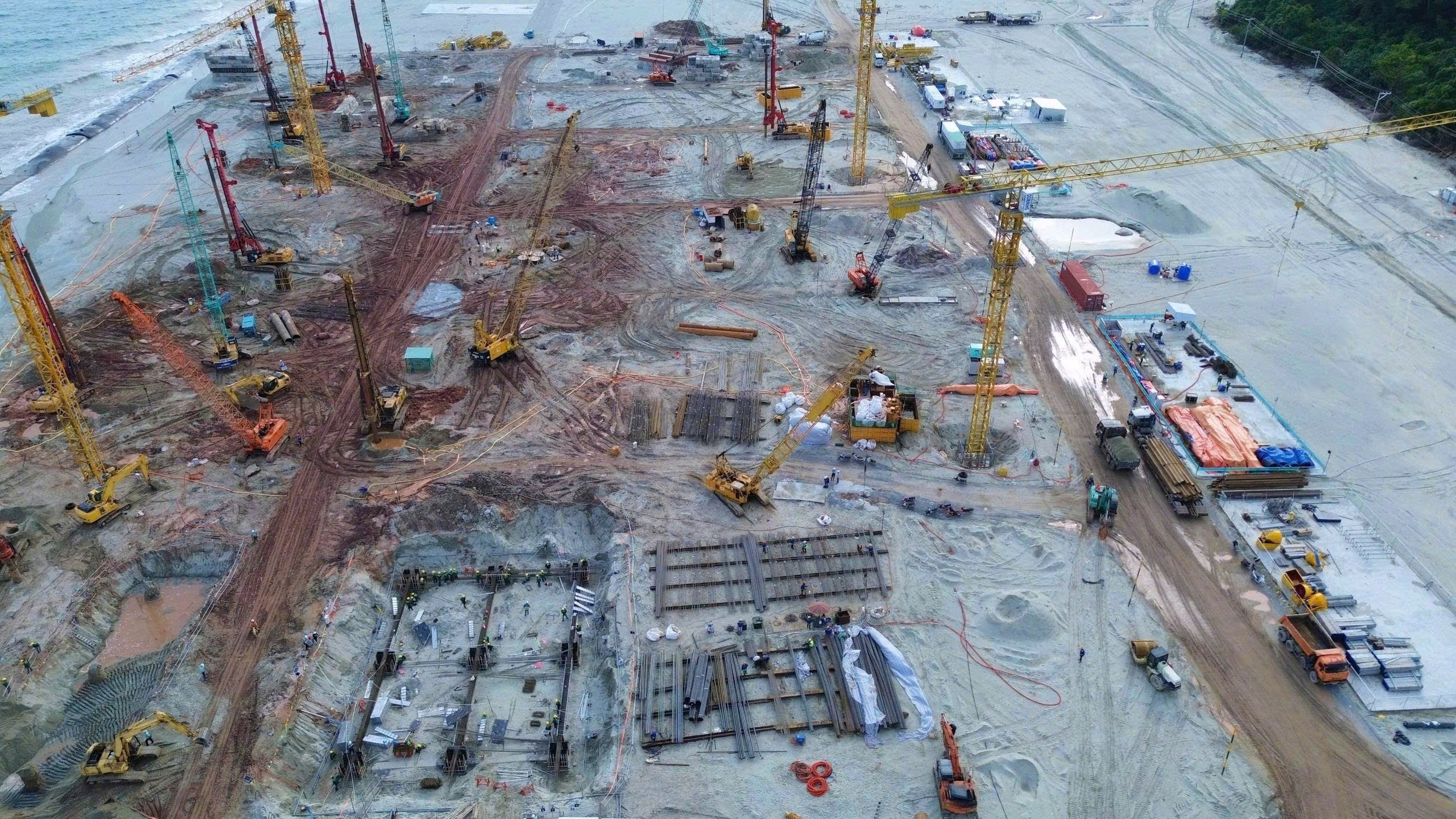 Khởi công 10 công trình trị giá hơn 53.645 tỷ đồng chào mừng Đại hội Đảng bộ tỉnh An Giang- Ảnh 2. Khởi công 10 công trình trị giá hơn 53.645 tỷ đồng chào mừng Đại hội Đảng bộ tỉnh An Giang- Ảnh 2.