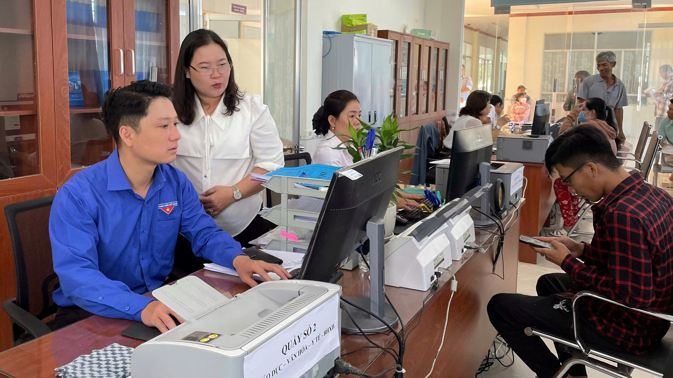 C&agrave; Mau: R&uacute;t ngắn thời gian giải quyết thủ tục h&agrave;nh ch&iacute;nh lĩnh vực h&agrave;ng hải, đường thủy- Ảnh 2.