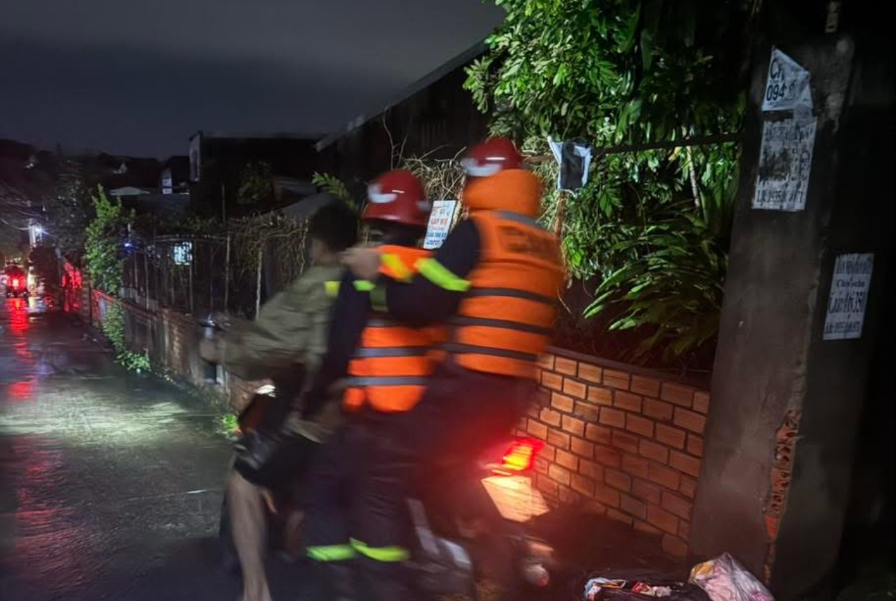 Mưa lớn kéo dài, cảnh báo lũ quét, dông lốc và sạt lở tại nhiều khu vực ở Đồng Nai- Ảnh 3. Mưa lớn kéo dài, cảnh báo lũ quét, dông lốc và sạt lở tại nhiều khu vực ở Đồng Nai- Ảnh 3.