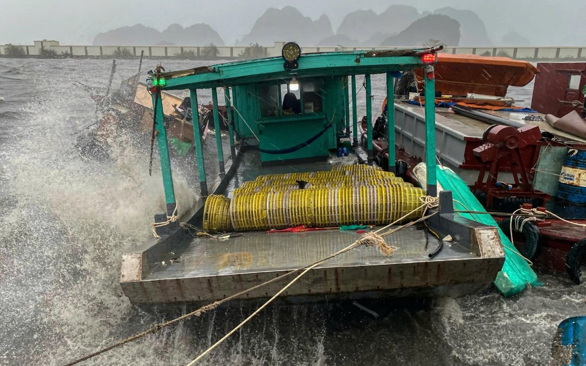 Bộ Xây dựng chỉ đạo toàn ngành khẩn cấp ứng phó siêu bão Ragasa- Ảnh 1. Bộ Xây dựng chỉ đạo toàn ngành khẩn cấp ứng phó siêu bão Ragasa- Ảnh 1.