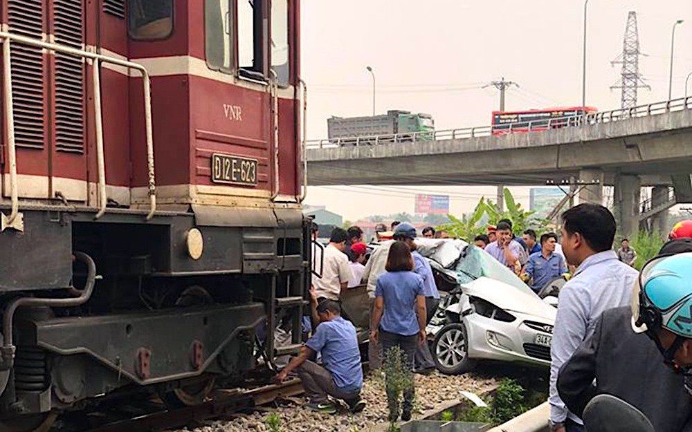 Hơn 11.500 vi phạm hành lang đường sắt: Nguy cơ tai nạn vẫn hiện hữu- Ảnh 2. “Kim chỉ nam” giúp xử lý nhanh sự cố, tai nạn đường sắt