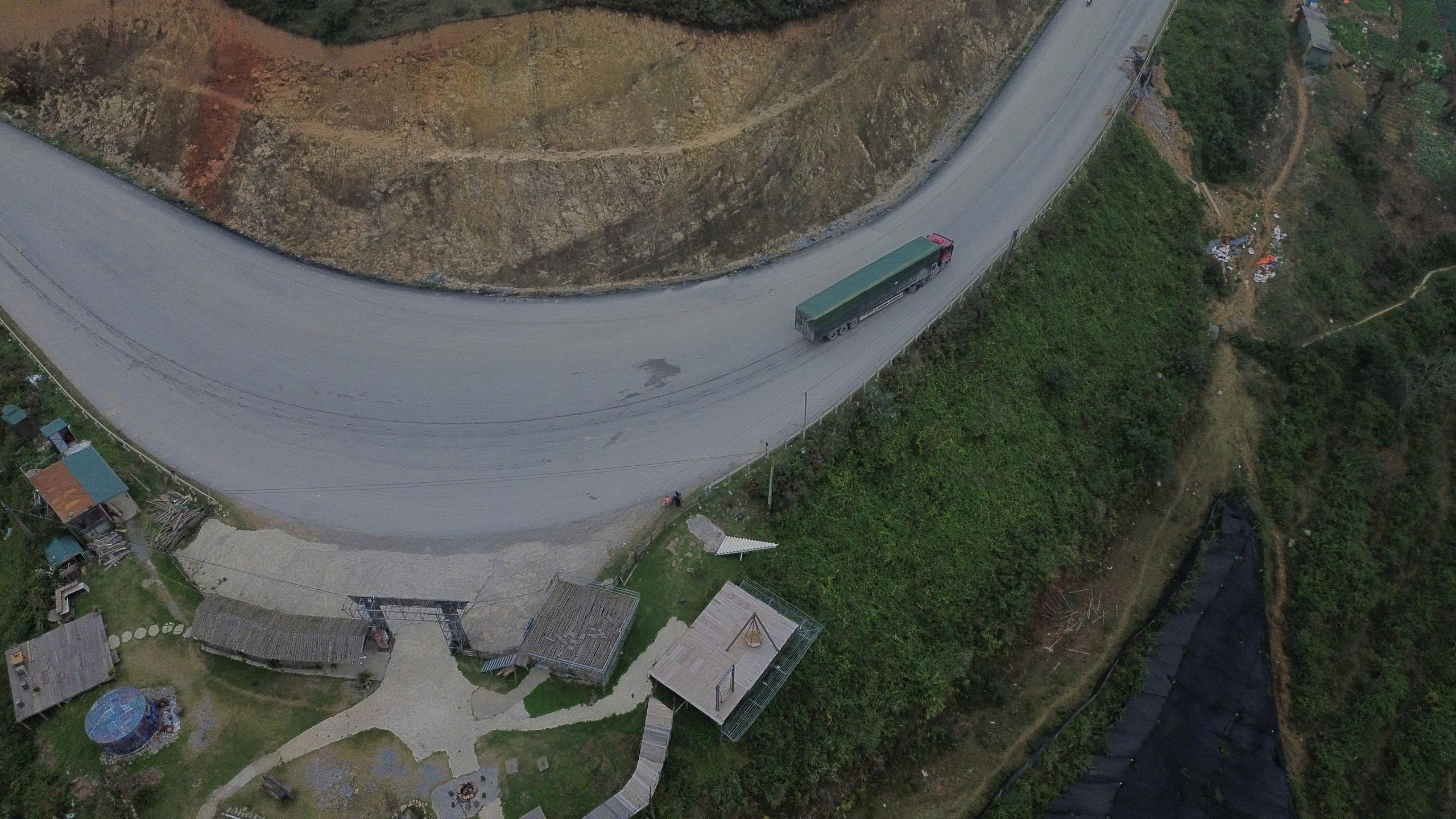 Hầm đường bộ xuy&ecirc;n đ&egrave;o Ho&agrave;ng Li&ecirc;n nối L&agrave;o Cai - Lai Ch&acirc;u sẽ được khởi c&ocirc;ng th&aacute;ng 12- Ảnh 12.