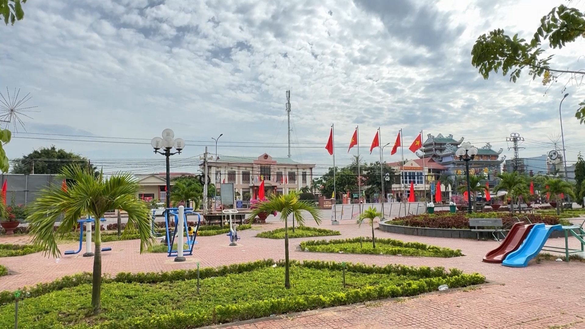 H&agrave;nh tr&igrave;nh x&acirc;y dựng n&ocirc;ng th&ocirc;n mới hiện đại từ sức mạnh l&ograve;ng d&acirc;n ở Gia Lai- Ảnh 4.