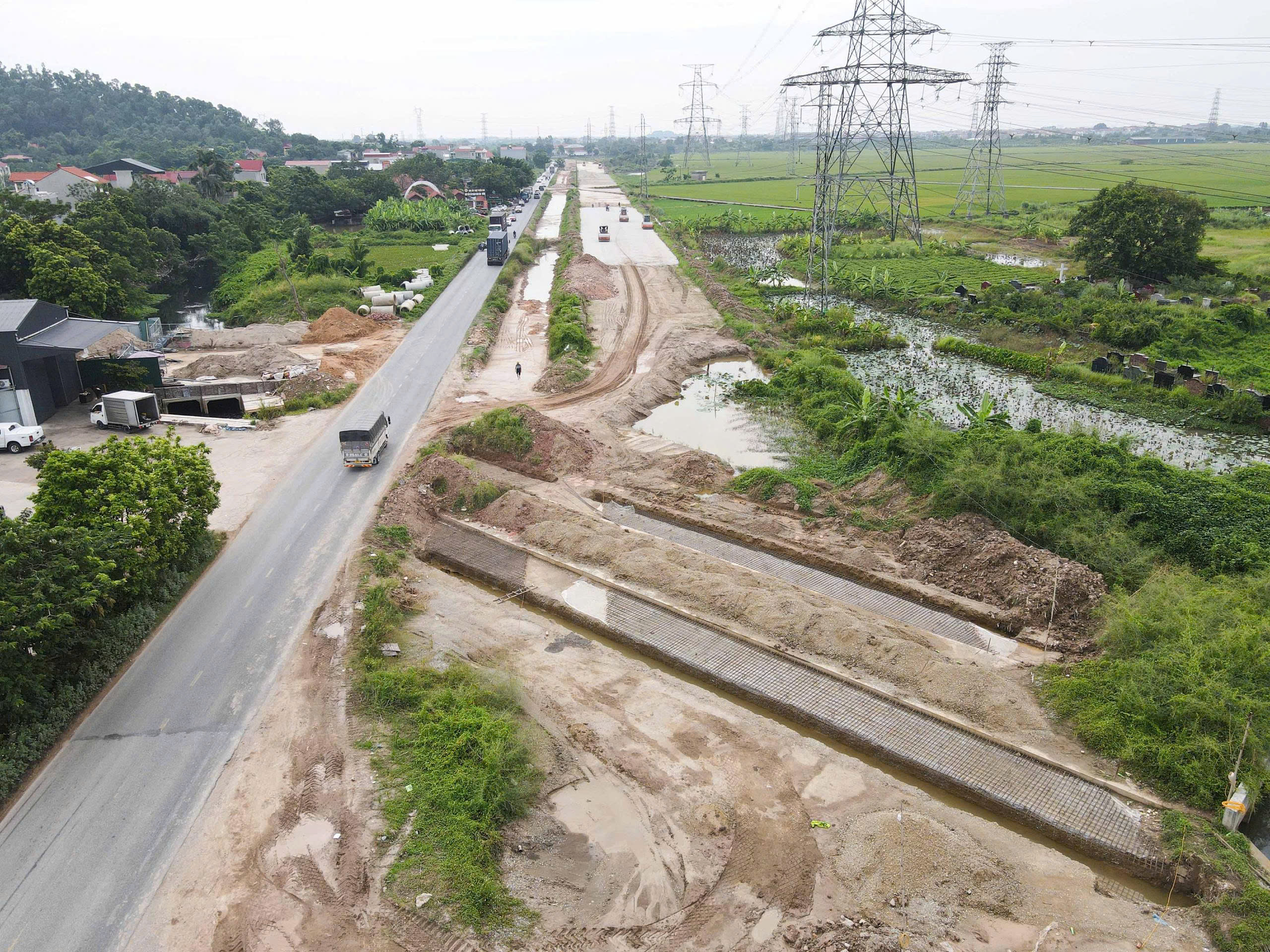 Thiếu mặt bằng, dự &aacute;n đường hơn 300 tỷ đồng ở Bắc Ninh c&oacute; ho&agrave;n th&agrave;nh tiến độ đ&uacute;ng hẹn?- Ảnh 13.
