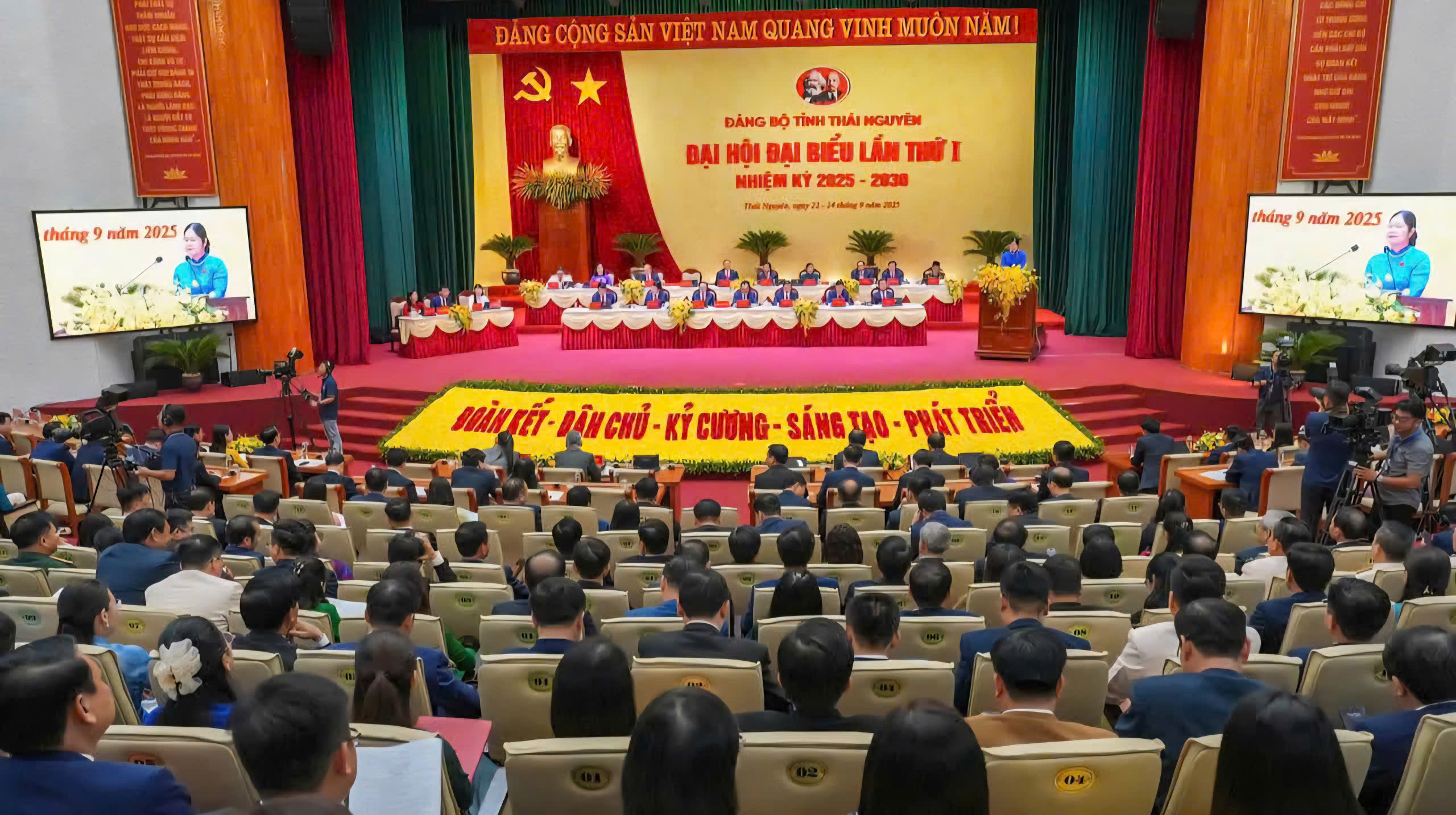 Đại hội Đảng bộ Th&aacute;i Nguy&ecirc;n: Kh&aacute;t vọng bứt ph&aacute;, vươn tầm trung t&acirc;m c&ocirc;ng nghiệp hiện đại- Ảnh 4.