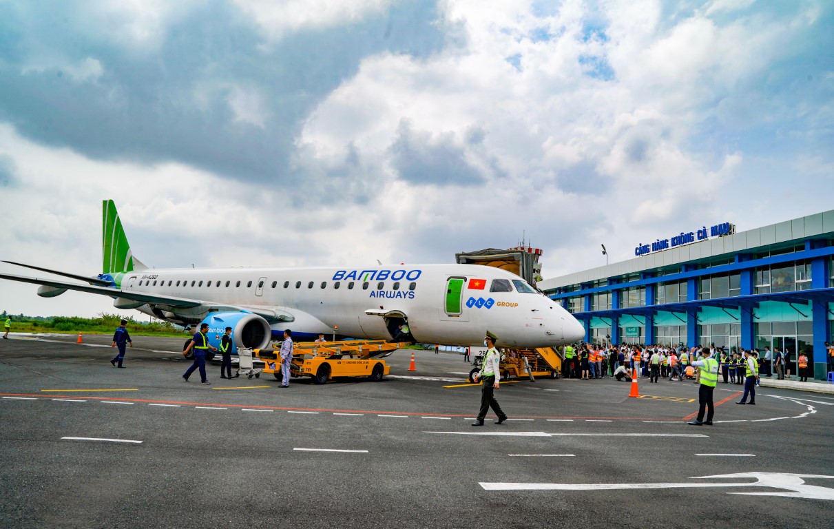 Tạm đ&oacute;ng cửa s&acirc;n bay C&agrave; Mau một năm để thi c&ocirc;ng mở rộng, n&acirc;ng cấp- Ảnh 1.