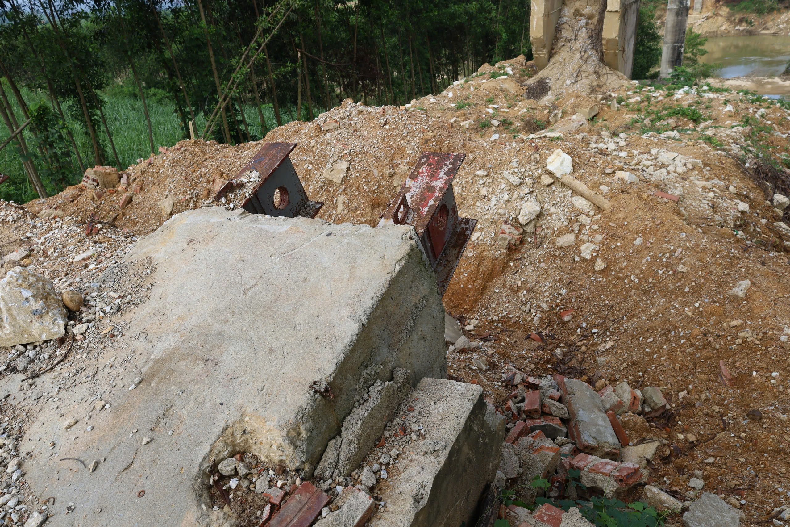 Nghệ An đầu tư 80 tỷ đồng xây cầu Kẻ Nính, dự kiến khởi công tháng 11/2025- Ảnh 2. Nghệ An đầu tư 80 tỷ đồng xây cầu Kẻ Nính, dự kiến khởi công tháng 11/2025- Ảnh 2.