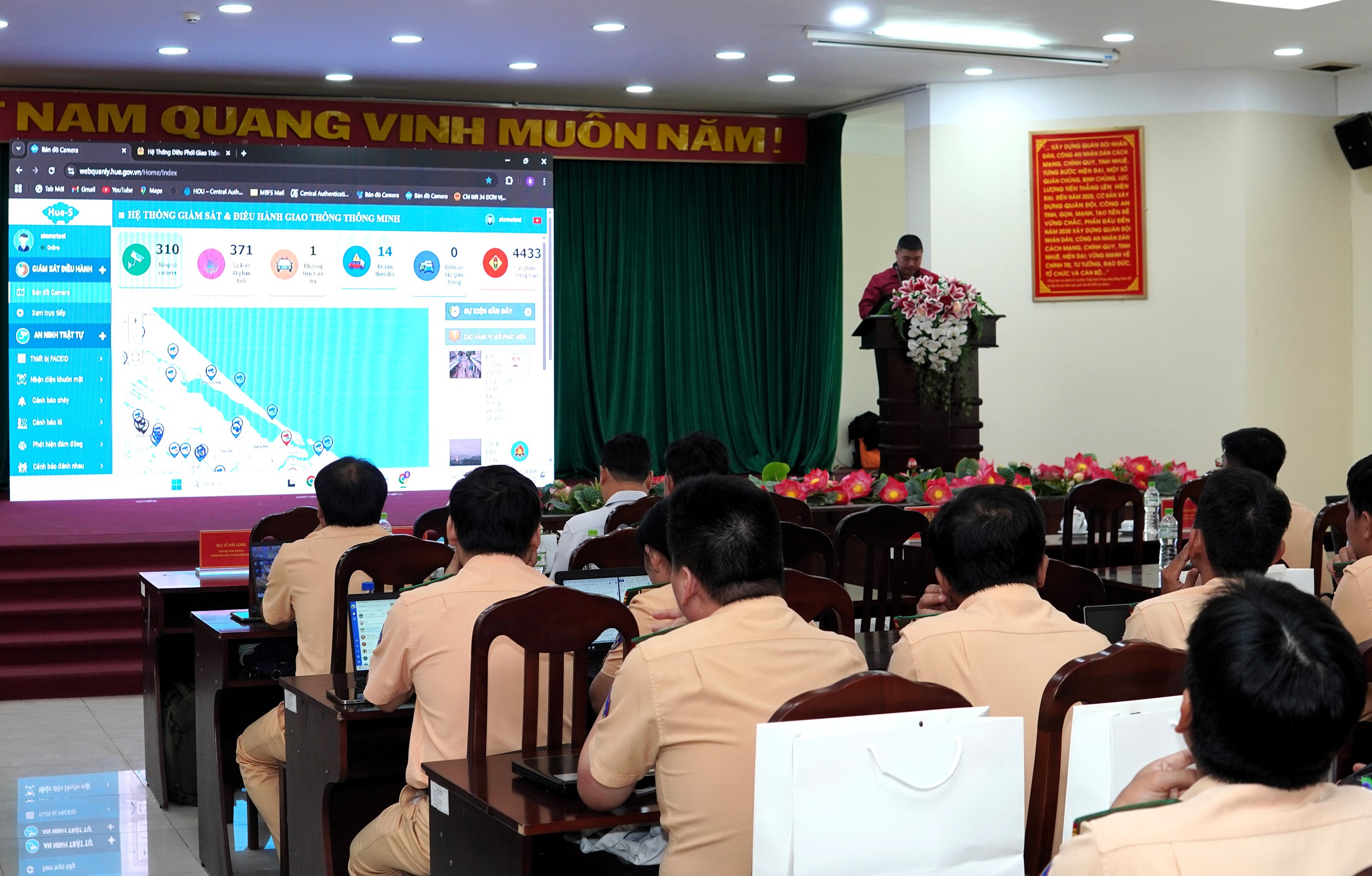 CSGT TP.HCM tập huấn ứng dụng AI để phục vụ người d&acirc;n- Ảnh 1.