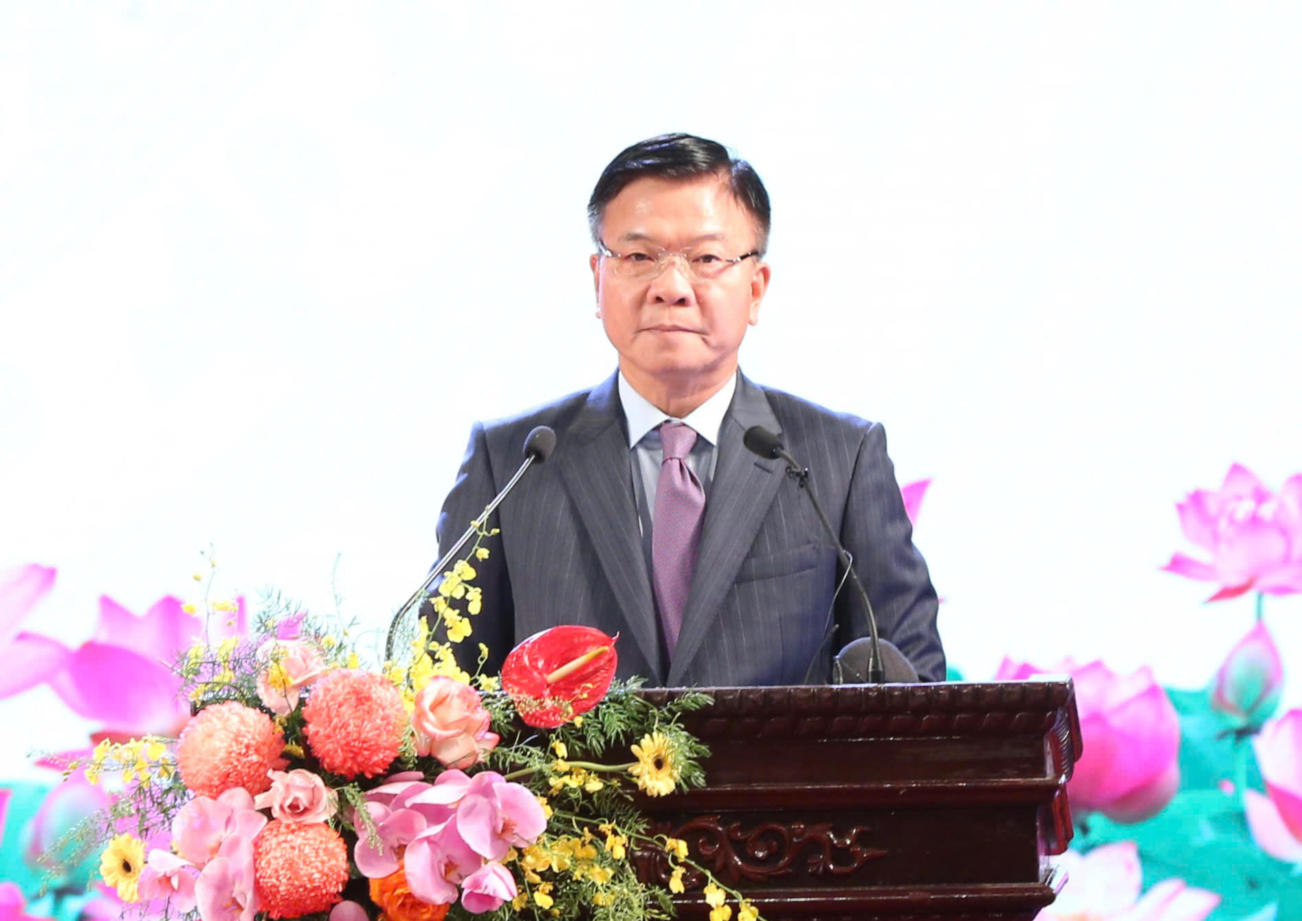 Bộ trưởng Nguyễn Văn H&ugrave;ng: Nu&ocirc;i dưỡng hồn cốt d&acirc;n tộc, chủ động hội nhập, quảng b&aacute; văn h&oacute;a- Ảnh 4.