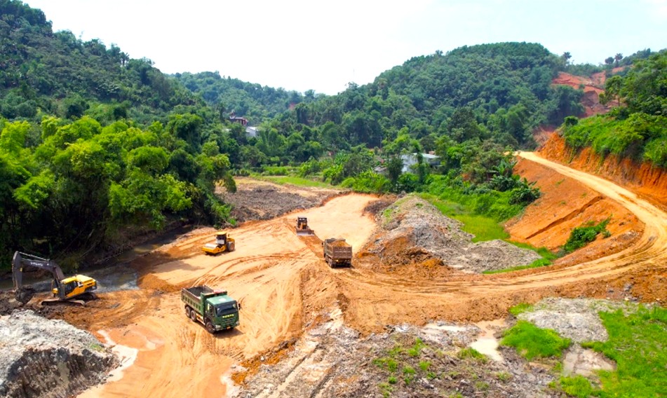 Thúc tiến độ giải ngân dự án đường cao tốc Chợ Mới - Bắc Kạn- Ảnh 1. Thúc tiến độ giải ngân dự án đường cao tốc Chợ Mới - Bắc Kạn- Ảnh 1.
