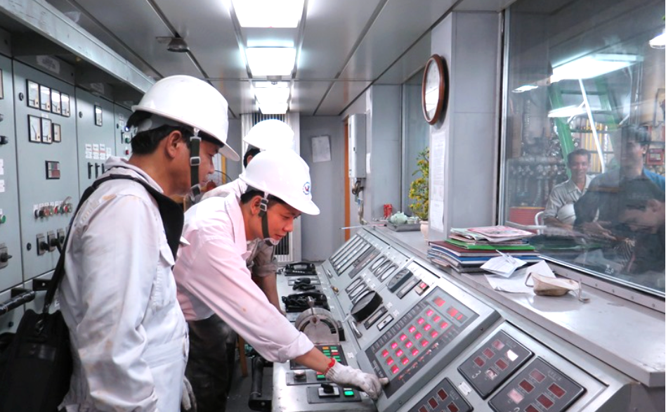 Nghi&ecirc;n cứu để cơ sở đăng kiểm được tự quyết định mức gi&aacute; kiểm định t&agrave;u thủy- Ảnh 1.