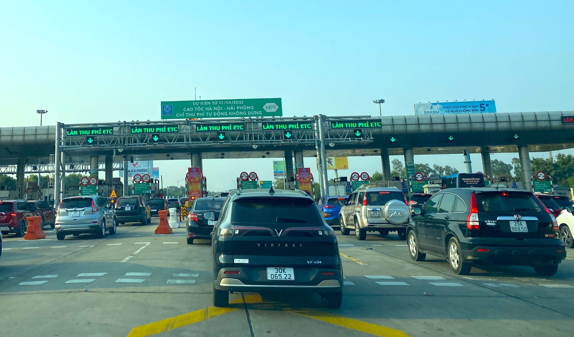 Cục Đường bộ th&uacute;c tiến độ chuyển đổi t&agrave;i khoản thu ph&iacute;- Ảnh 1.