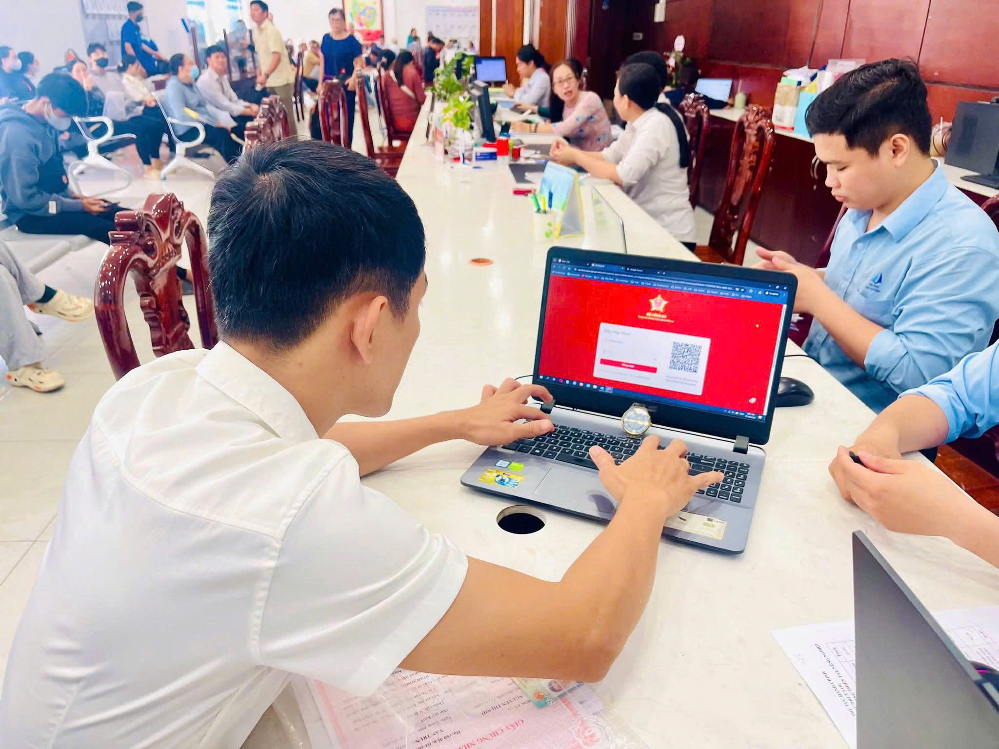 TP.HCM triển khai hỗ trợ tiền thu&ecirc; nh&agrave; cho c&aacute;n bộ sau s&aacute;p nhập- Ảnh 1.