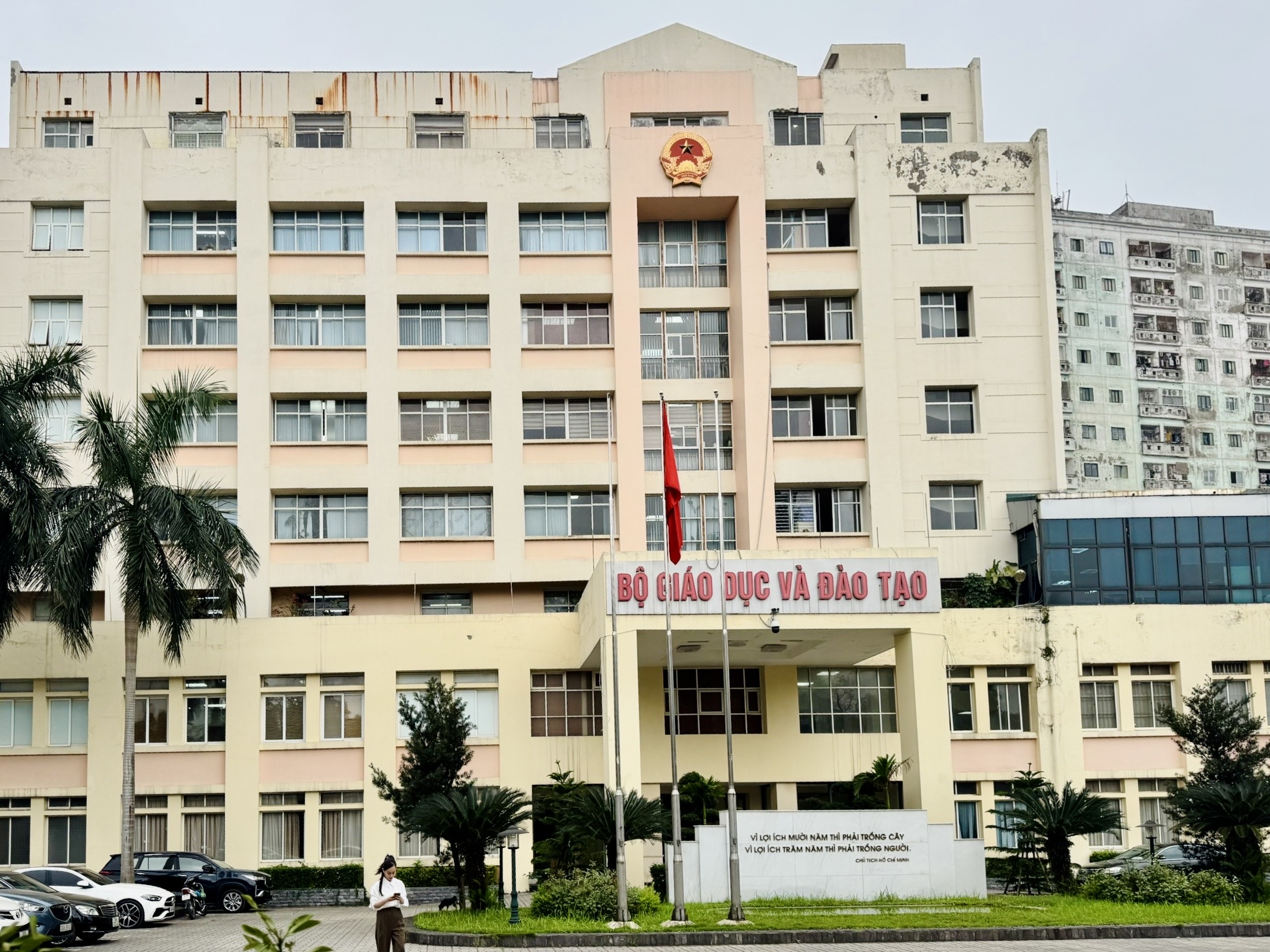 Bộ Gi&aacute;o dục v&agrave; Đ&agrave;o tạo phủ nhận th&ocirc;ng tin sắp xếp h&agrave;ng loạt đại học- Ảnh 1.