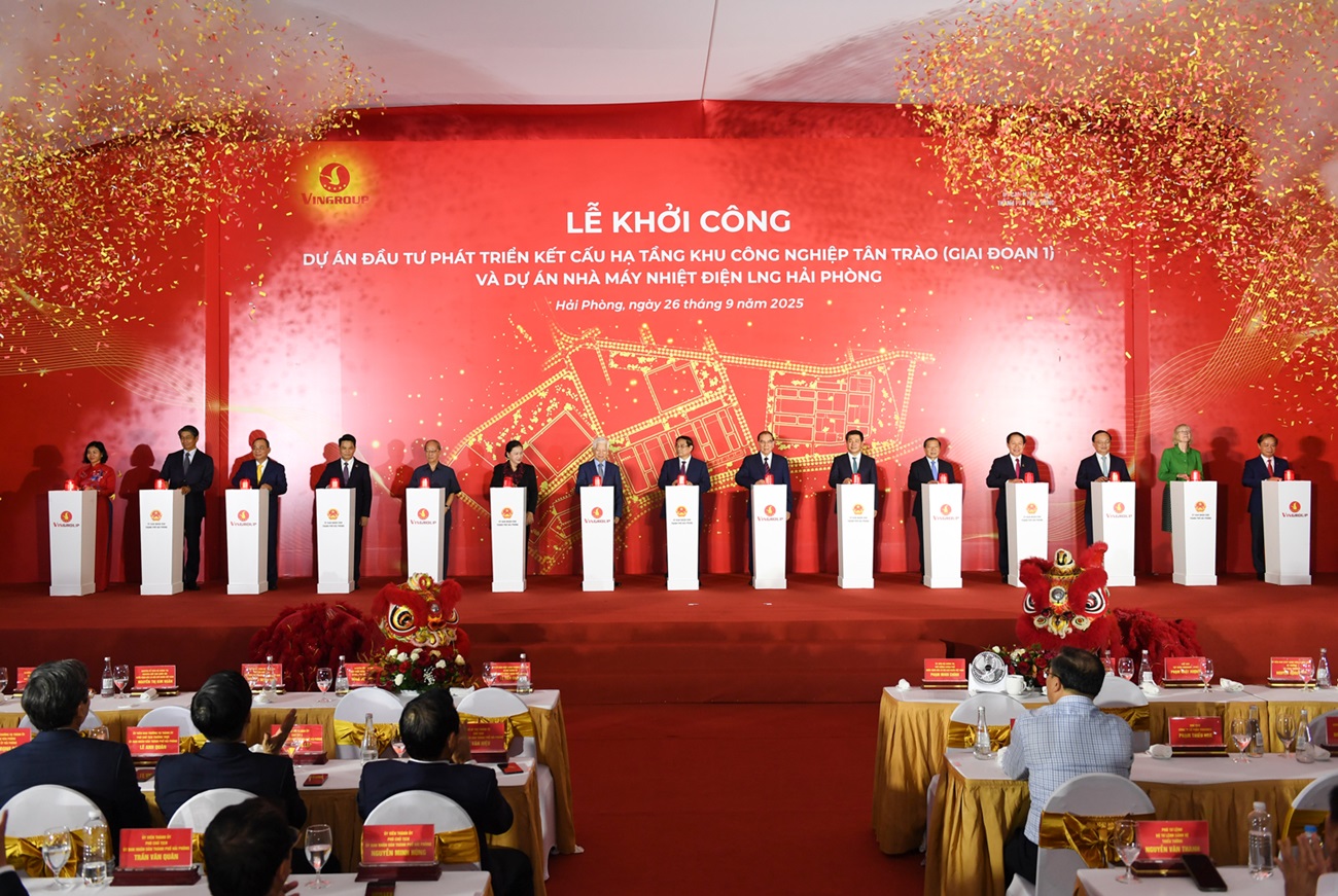 Thủ tướng Phạm Minh Ch&iacute;nh dự lễ khởi c&ocirc;ng hai dự &aacute;n lớn tại Hải Ph&ograve;ng- Ảnh 1.