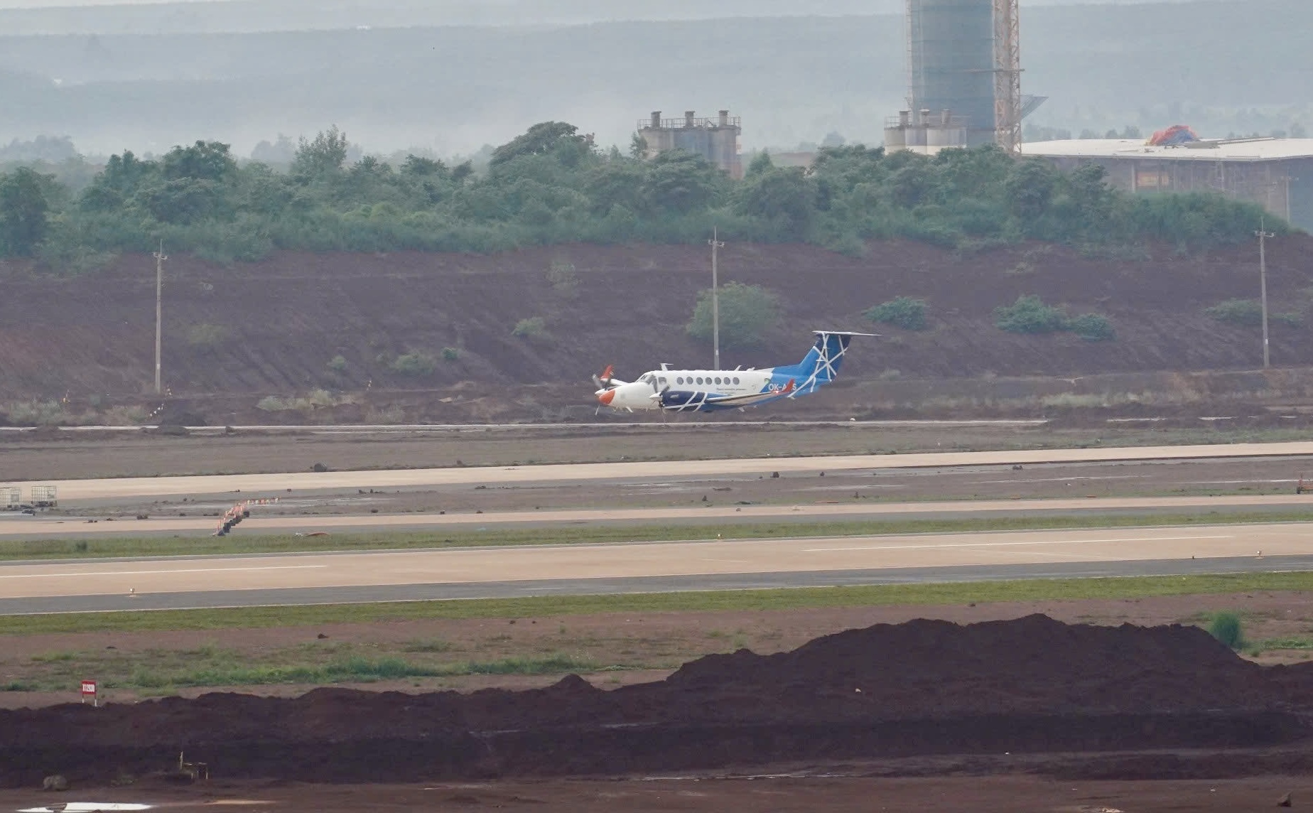 Ngắm trọn loạt bay hiệu chuẩn &ldquo;th&ocirc;ng trường&rdquo; đầu ti&ecirc;n tại s&acirc;n bay Long Th&agrave;nh- Ảnh 3.