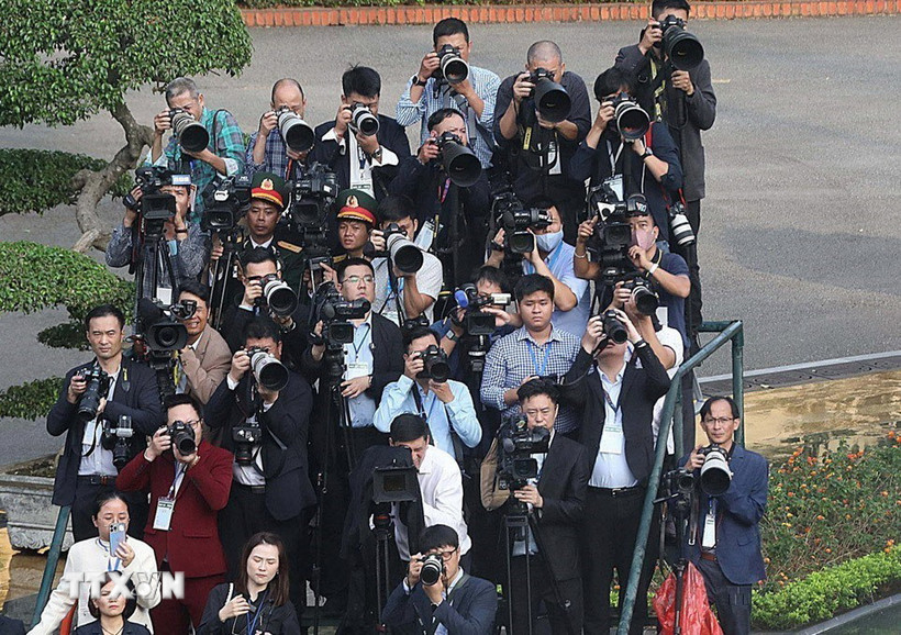 B&aacute;o v&agrave; ph&aacute;t thanh, truyền h&igrave;nh tỉnh c&oacute; kh&ocirc;ng qu&aacute; 4 ph&oacute; gi&aacute;m đốc, 6 đơn vị cấp ph&ograve;ng- Ảnh 1.