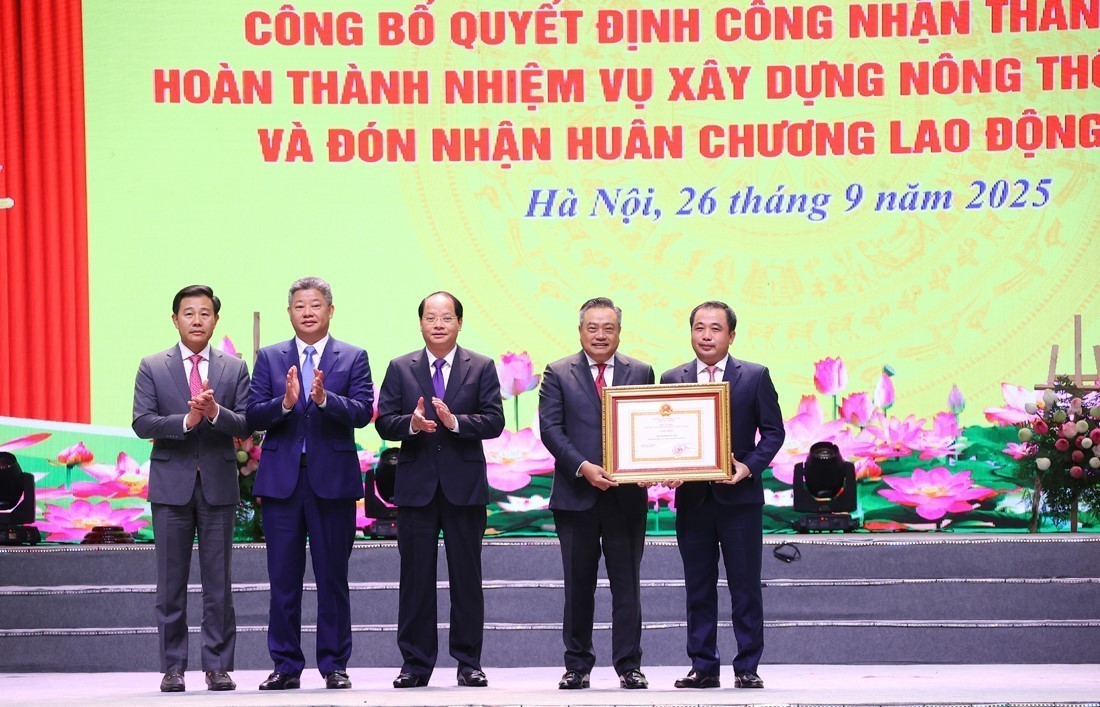 H&agrave; Nội đ&oacute;n nhận quyết định ho&agrave;n th&agrave;nh nhiệm vụ x&acirc;y dựng n&ocirc;ng th&ocirc;n mới năm 2024- Ảnh 3.