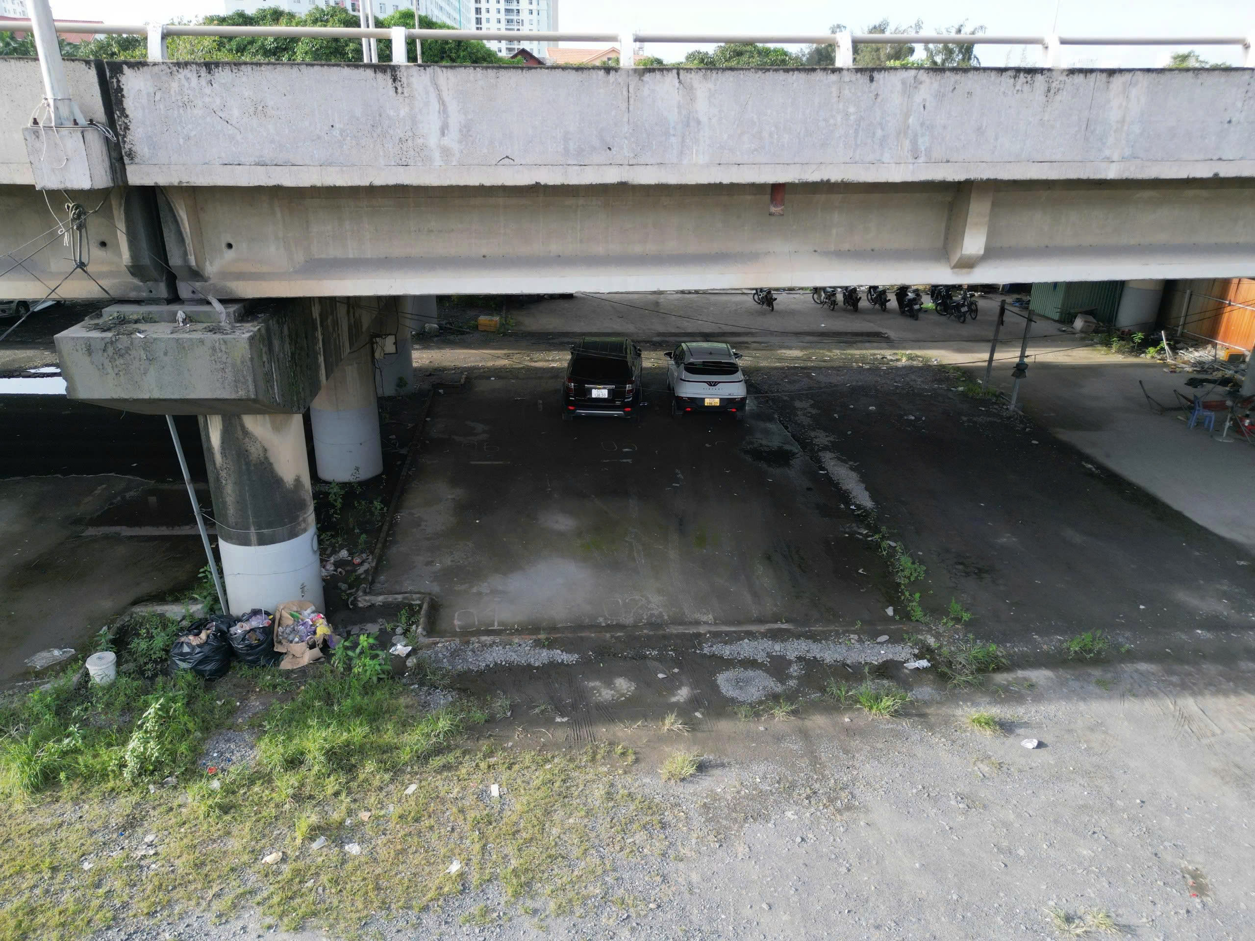 Sở X&acirc;y dựng TP.HCM đề xuất được sử dụng gầm cầu l&agrave;m b&atilde;i xe, s&acirc;n thể thao- Ảnh 3.