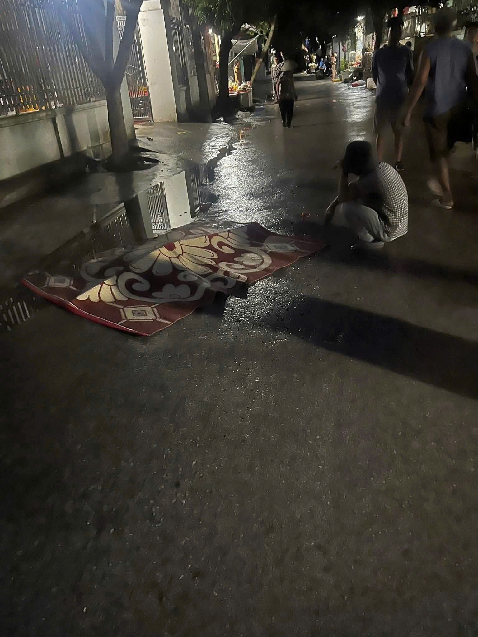 Cụ b&agrave; tử vong thương t&acirc;m sau va chạm với m&aacute;y x&uacute;c- Ảnh 2.