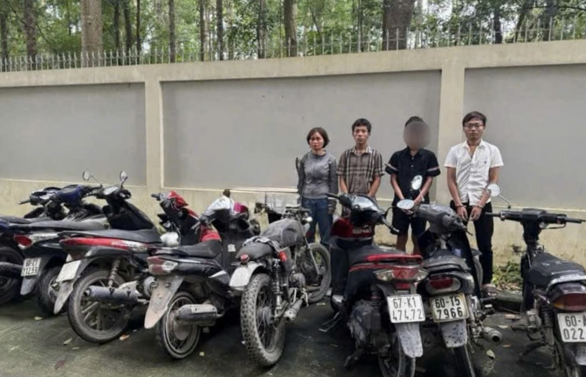 Đồng Nai: Bắt nh&oacute;m trộm h&agrave;ng loạt xe m&aacute;y b&aacute;n với gi&aacute; 500.000 đồng/chiếc- Ảnh 1.