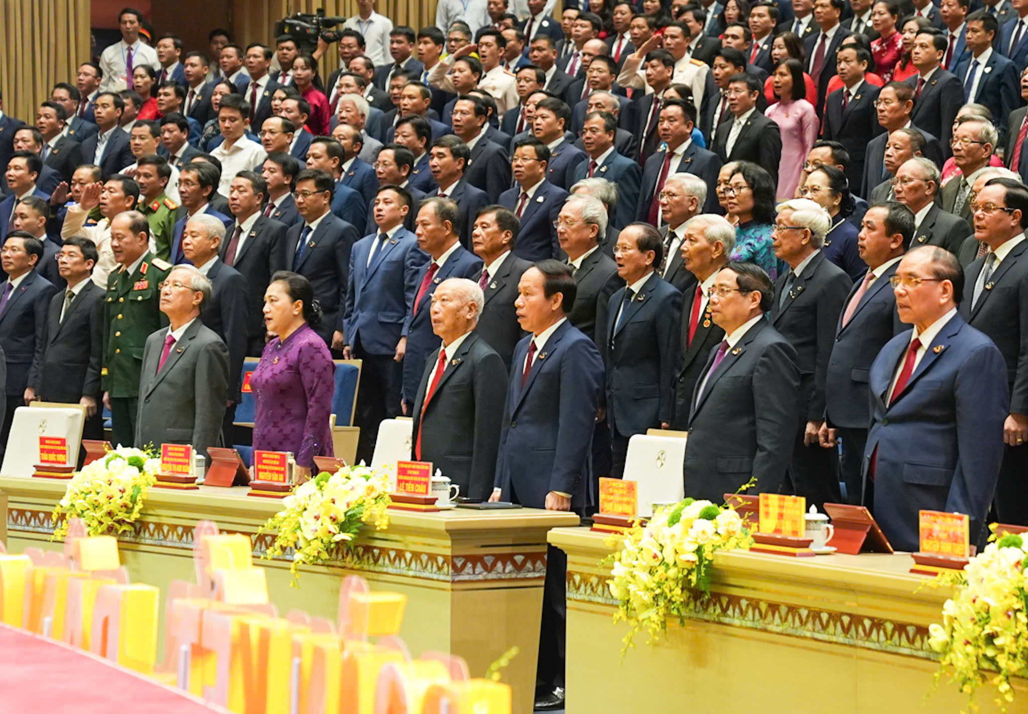 Thủ tướng: Hải Ph&ograve;ng cần đổi mới tư duy, nghĩ s&acirc;u l&agrave;m lớn- Ảnh 1.