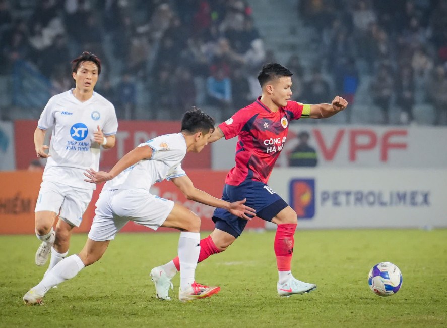 Trực tiếp V-League 2025-2026: Nam Định quyết đấu Công an Hà Nội, Hải Phòng tiếp Ninh Bình- Ảnh 1. Trực tiếp V-League 2025-2026: Nam Định quyết đấu Công an Hà Nội, Hải Phòng tiếp Ninh Bình- Ảnh 1.