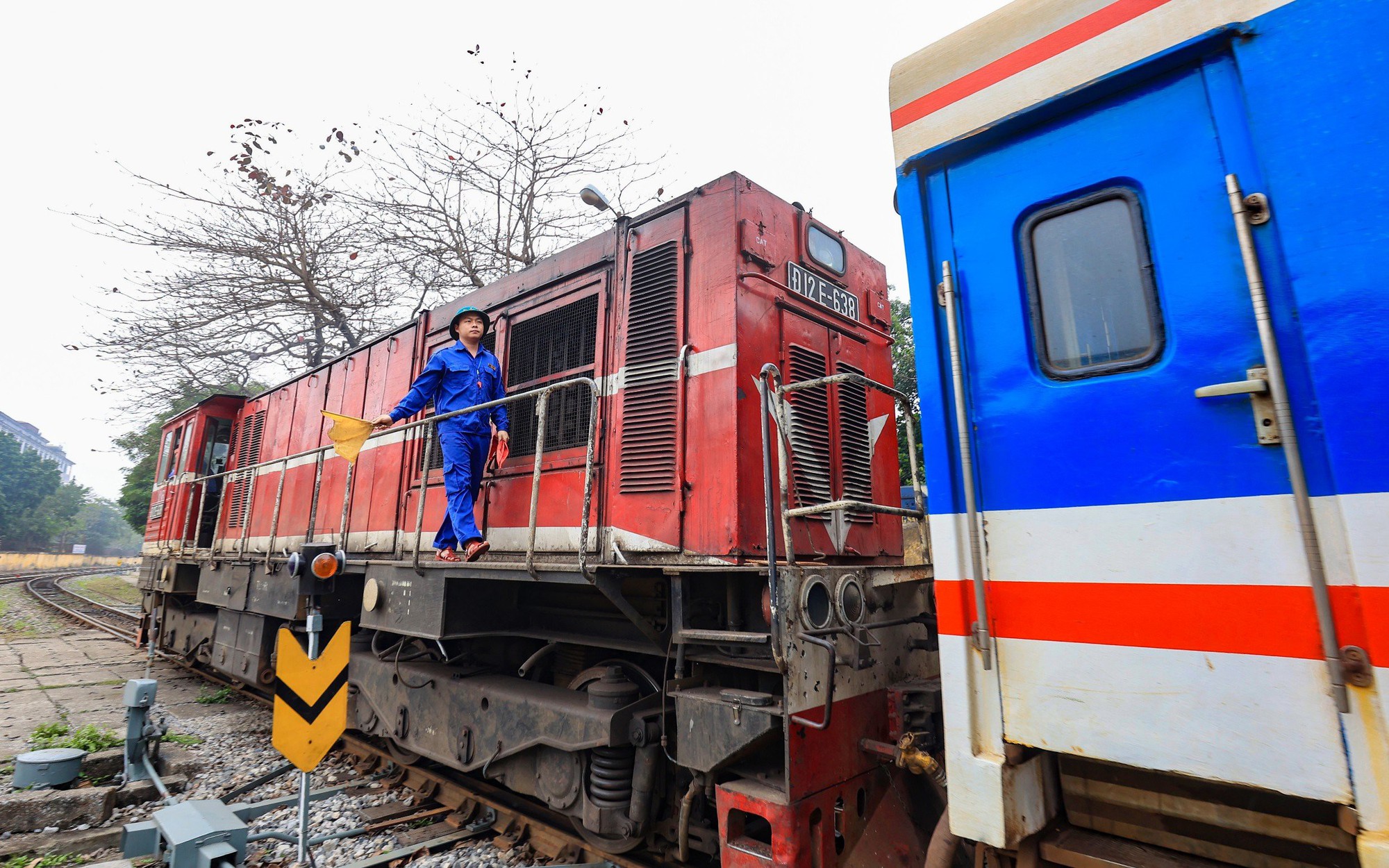 Quy tr&igrave;nh nghi&ecirc;m ngặt - &ldquo;l&aacute; chắn&rdquo; bảo vệ h&agrave;nh kh&aacute;ch tr&ecirc;n mỗi chuyến t&agrave;u