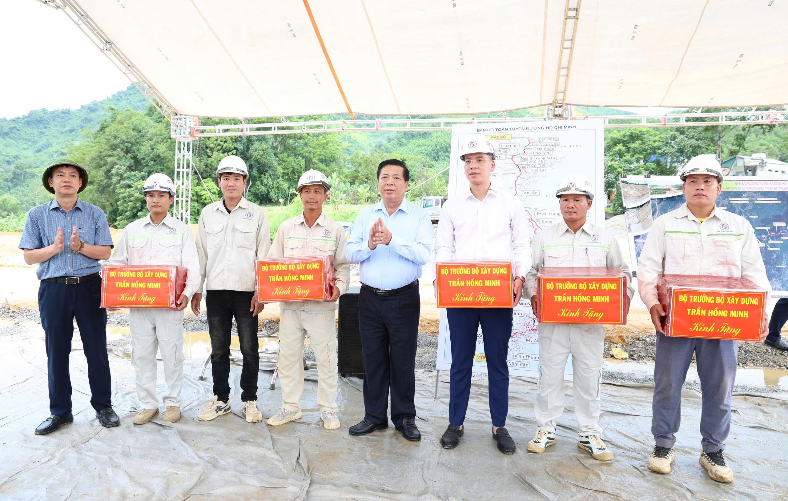 Bộ trưởng Trần Hồng Minh: Quyết t&acirc;m về đ&iacute;ch đoạn Chợ Chu - Ng&atilde; ba Trung Sơn trước 31/12- Ảnh 4.