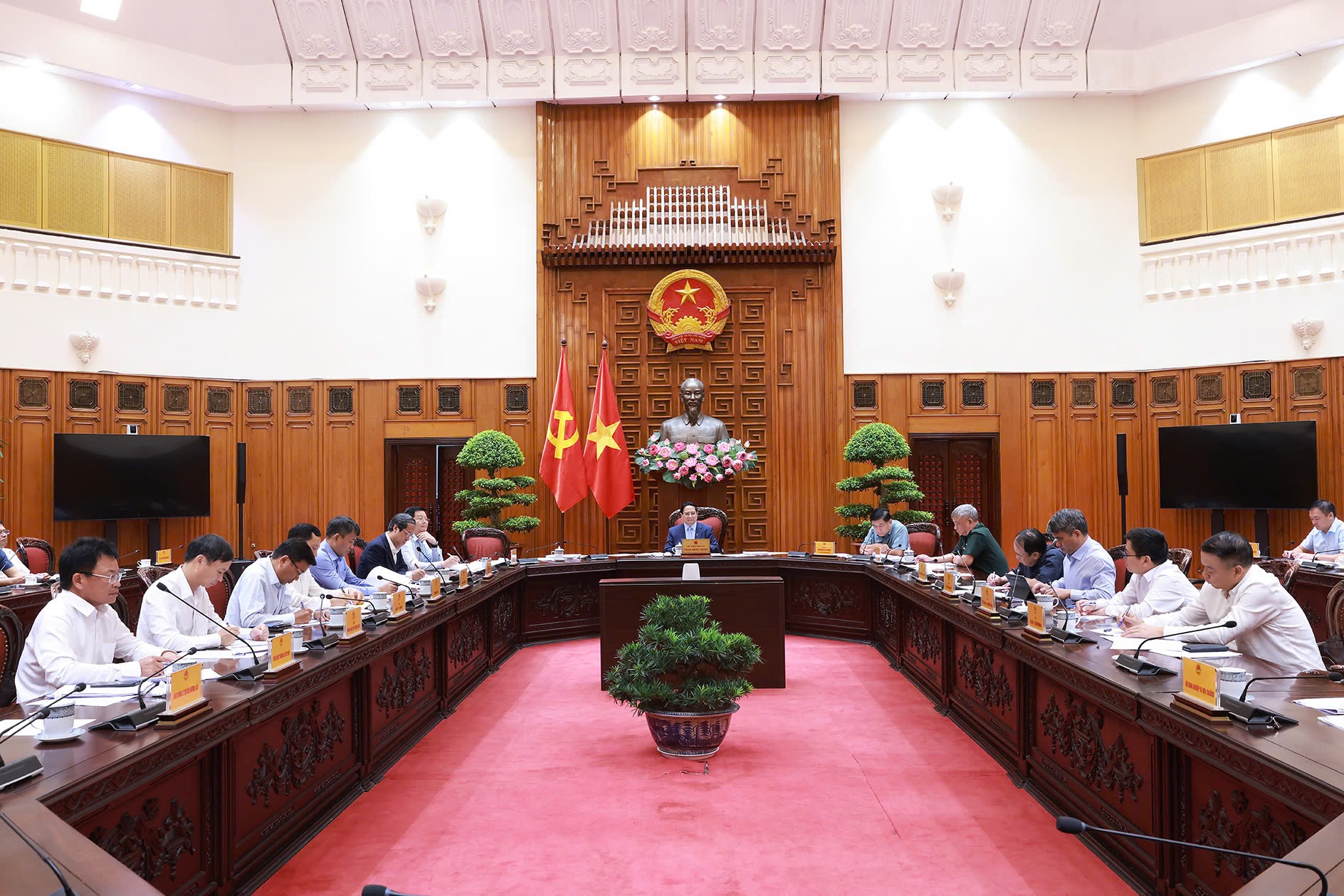 Ph&acirc;n c&ocirc;ng "6 r&otilde;" th&uacute;c đẩy dự &aacute;n đường sắt L&agrave;o Cai - H&agrave; Nội - Hải Ph&ograve;ng- Ảnh 2.