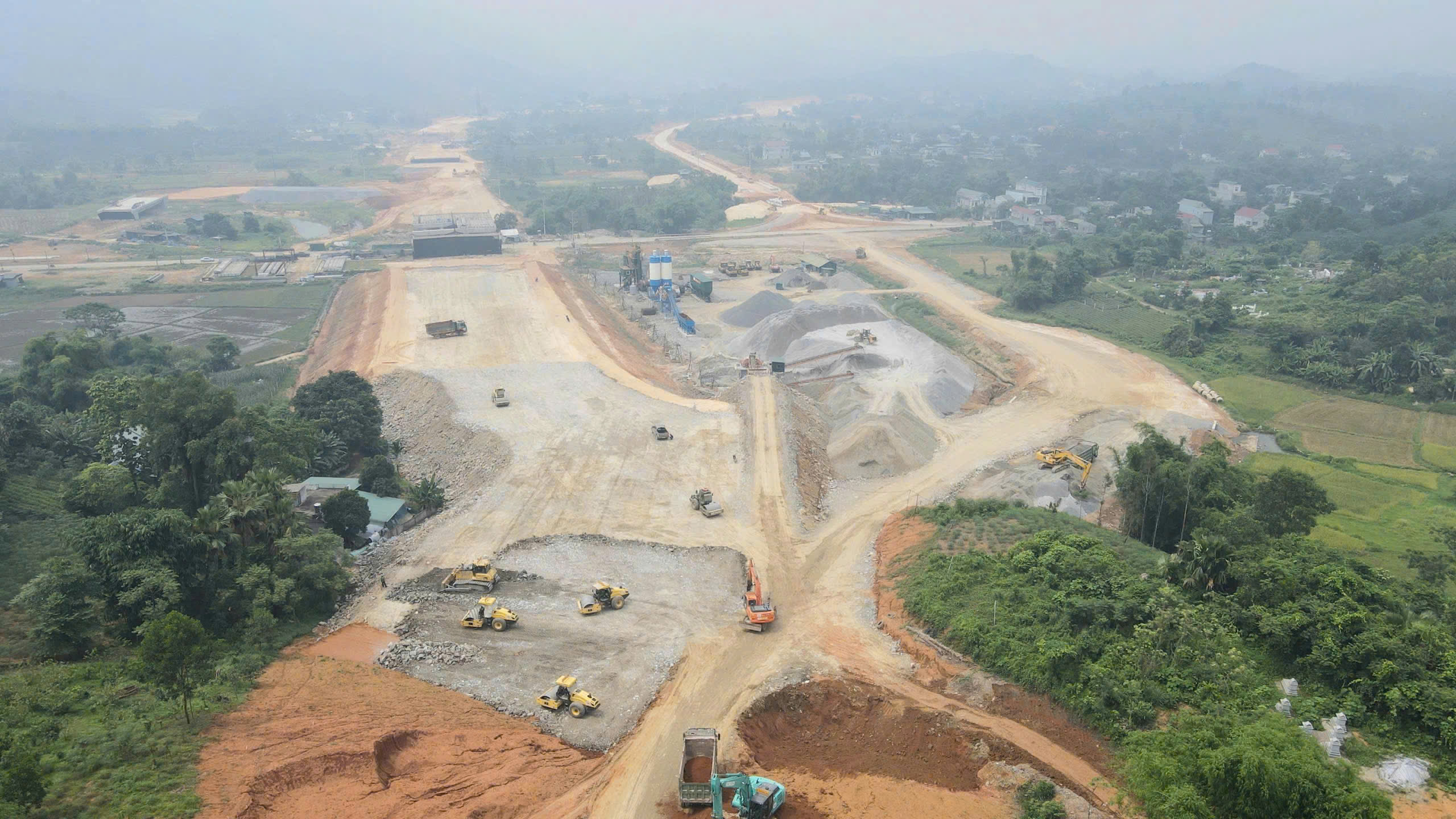 T&iacute;nh đ&uacute;ng, t&iacute;nh đủ nhu cầu vốn đầu tư n&acirc;ng cấp cao tốc Tuy&ecirc;n Quang - H&agrave; Giang- Ảnh 1.