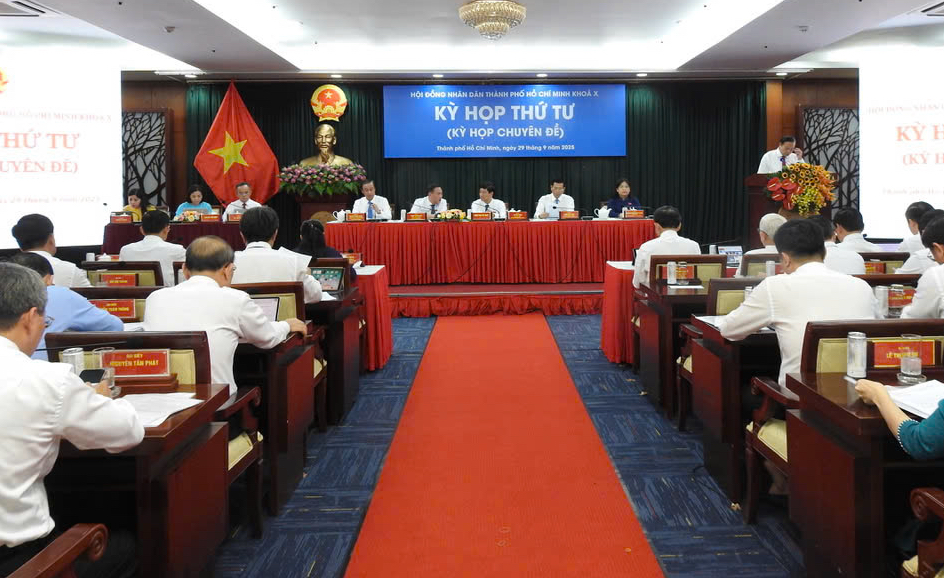 Kỳ họp thứ 4 HĐND TP.HCM: Xem x&eacute;t, th&ocirc;ng qua 41 nghị quyết quan trọng- Ảnh 2.