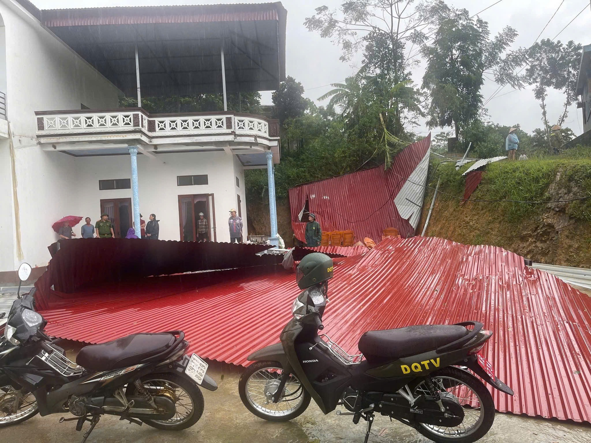 Ph&uacute; Thọ: Sơ t&aacute;n khẩn cấp gần 400 hộ d&acirc;n ở khu vực nguy cơ sạt lở, lũ qu&eacute;t- Ảnh 1.