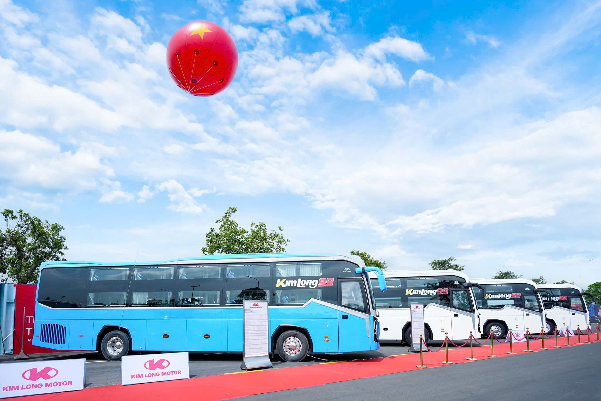 Kim Long Motor ghi dấu ấn tại triển l&atilde;m &ldquo;80 năm h&agrave;nh tr&igrave;nh Độc lập - Tự do - Hạnh ph&uacute;c- Ảnh 3.