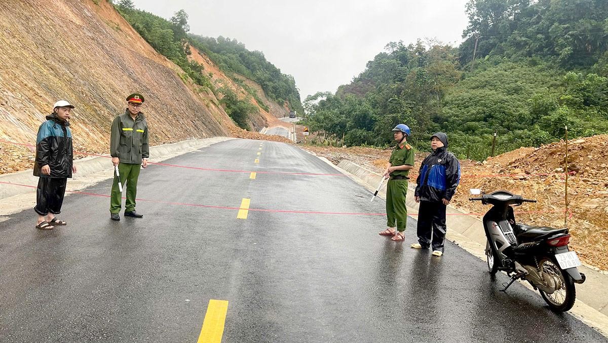 Tuy&ecirc;n Quang triển khai c&aacute;c biện ph&aacute;p ứng ph&oacute; với c&aacute;c hồ thủy điện xả lũ- Ảnh 5.