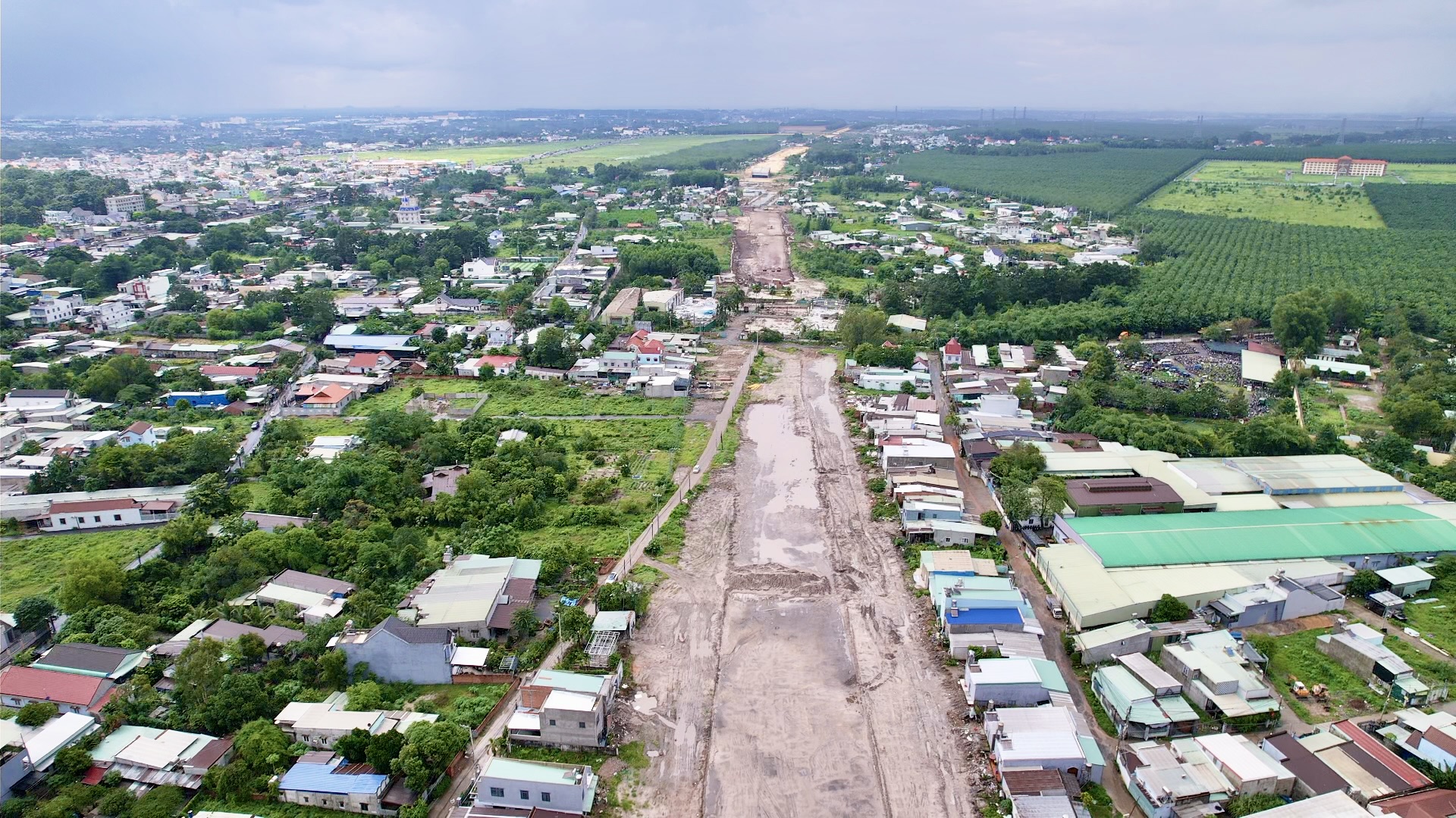 Đồng Nai: Quy hoạch kiến tạo th&agrave;nh phố s&acirc;n bay to&agrave;n cầu, h&igrave;nh th&agrave;nh h&agrave;nh lang đ&ocirc; thị xanh- Ảnh 9.