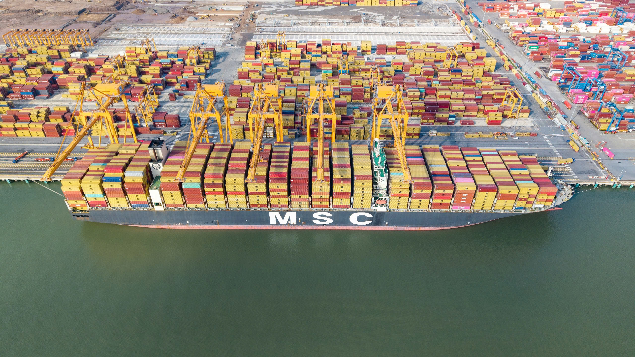 Hàng hải Việt Nam bứt tốc nhờ cải cách hành chính, chuyển đổi số- Ảnh 1. Hàng hải Việt Nam bứt tốc nhờ cải cách hành chính, chuyển đổi số- Ảnh 1.