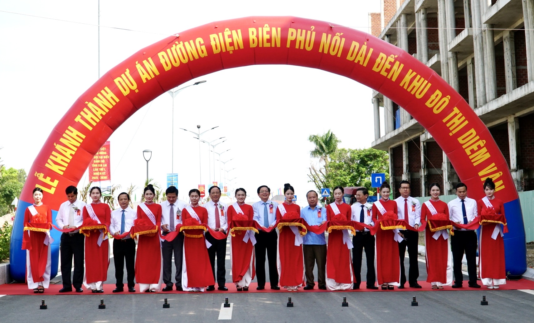 Cận cảnh hai c&ocirc;ng tr&igrave;nh giao th&ocirc;ng ho&agrave;n th&agrave;nh trước thềm Đại hội Đảng bộ tỉnh Gia Lai- Ảnh 10.