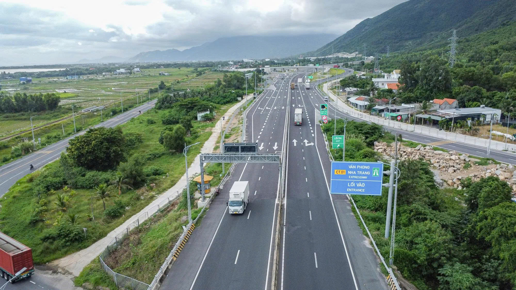 Kh&aacute;nh H&ograve;a chủ động x&acirc;y dựng khu t&aacute;i định cư phục vụ dự &aacute;n đường sắt tốc độ cao- Ảnh 2.