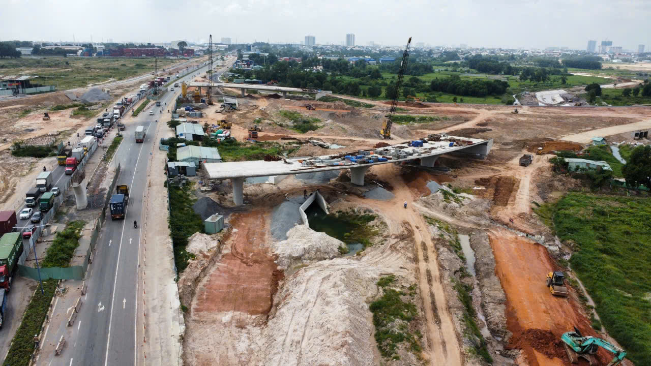 Dự &aacute;n V&agrave;nh đai 3 TP.HCM: Đẩy nhanh tiến độ, gỡ vướng mắc mặt bằng v&agrave; vật liệu- Ảnh 3.