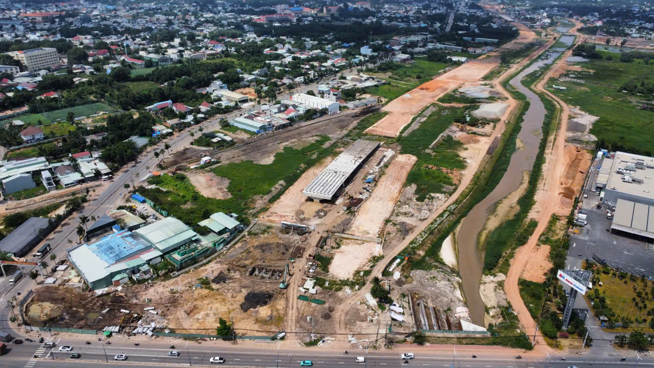 Dự &aacute;n V&agrave;nh đai 3 TP.HCM: Đẩy nhanh tiến độ, gỡ vướng mắc mặt bằng v&agrave; vật liệu- Ảnh 5.