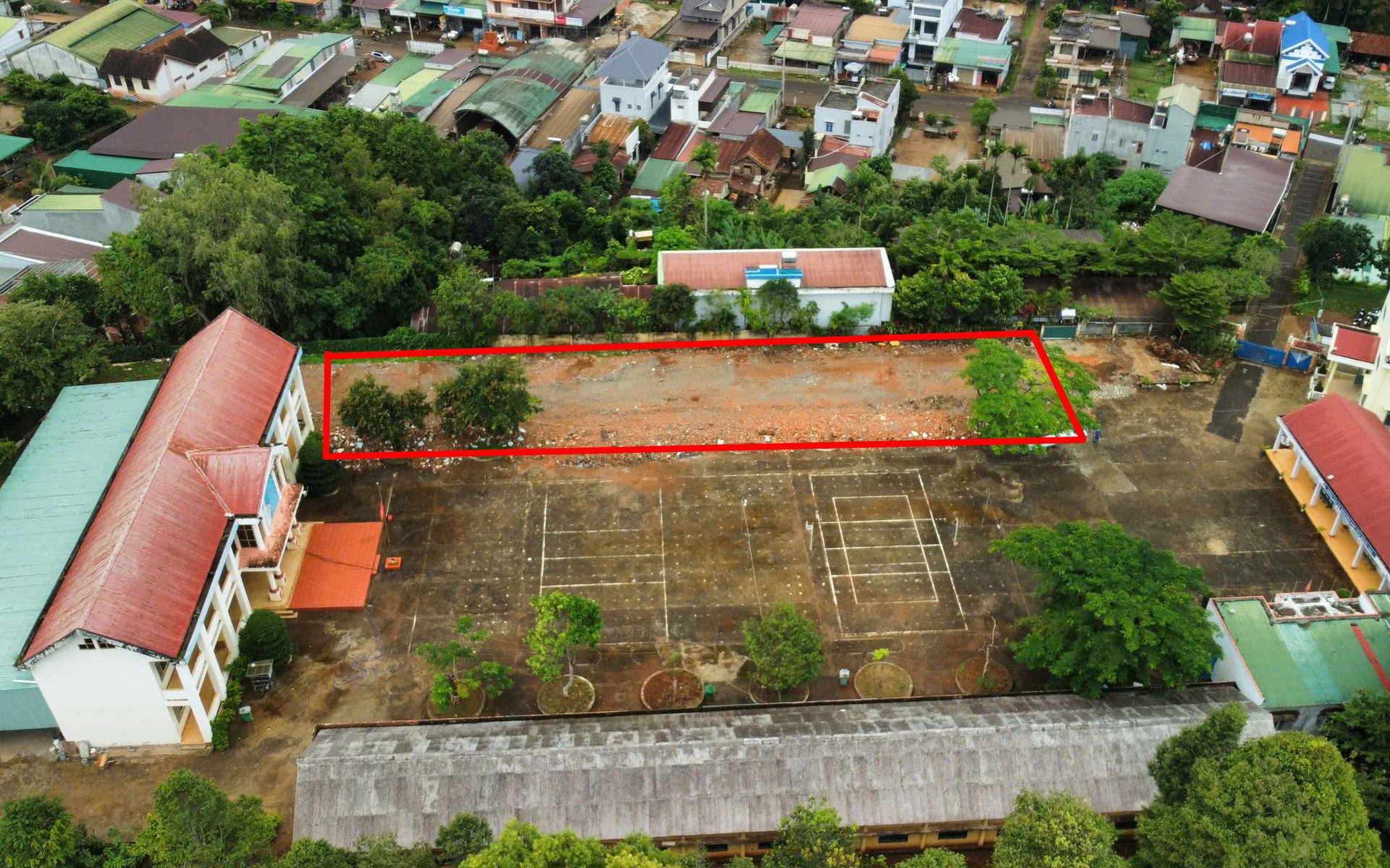 L&acirc;m Đồng: Kiểm tra th&ocirc;ng tin doanh nghiệp th&aacute;o dỡ ph&ograve;ng học trước khi tr&uacute;ng thầu