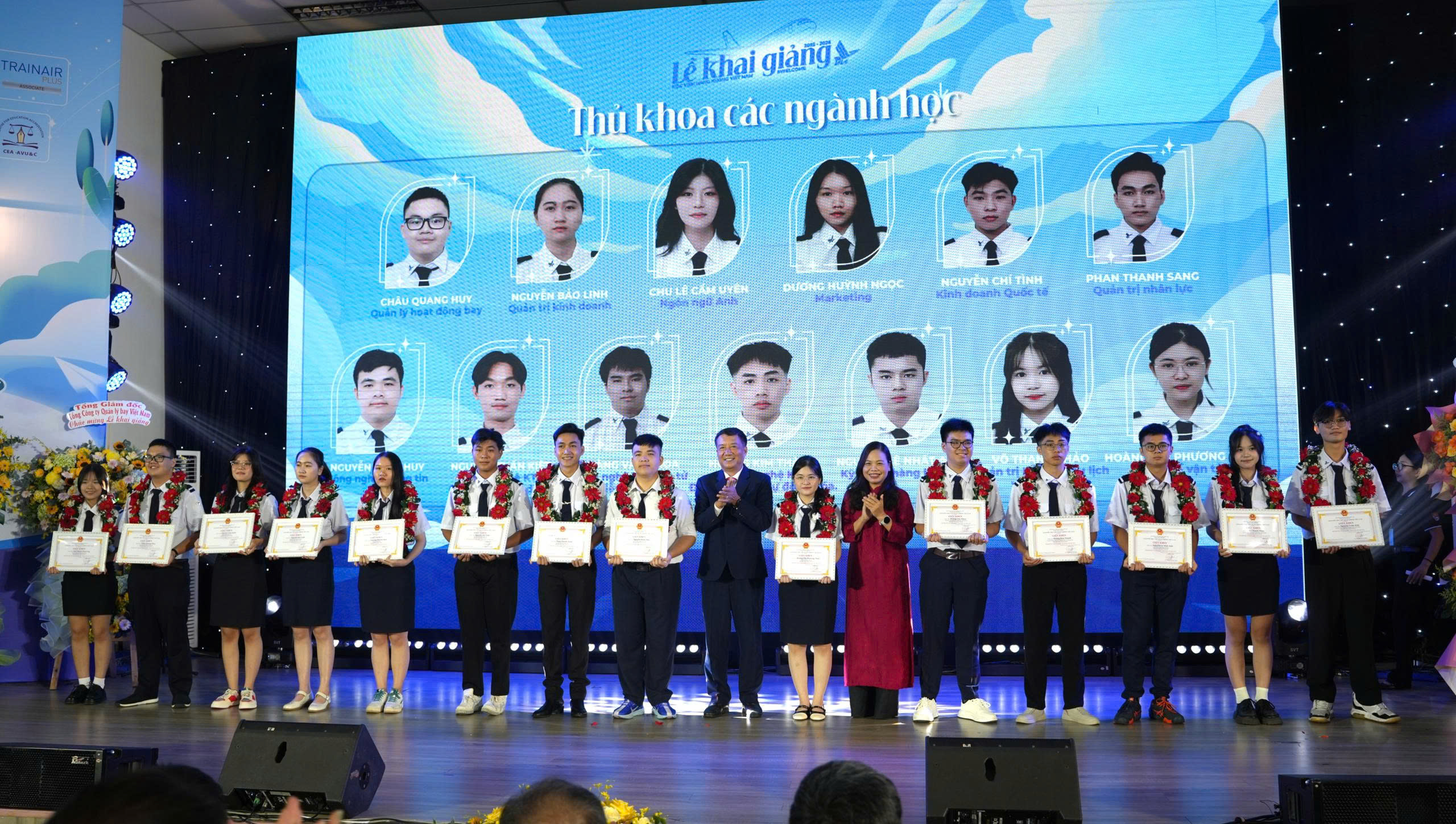 Học viện H&agrave;ng kh&ocirc;ng khai giảng năm học mới, hơn 4.600 "c&aacute;nh chim K19" cất c&aacute;nh ước mơ- Ảnh 5.
