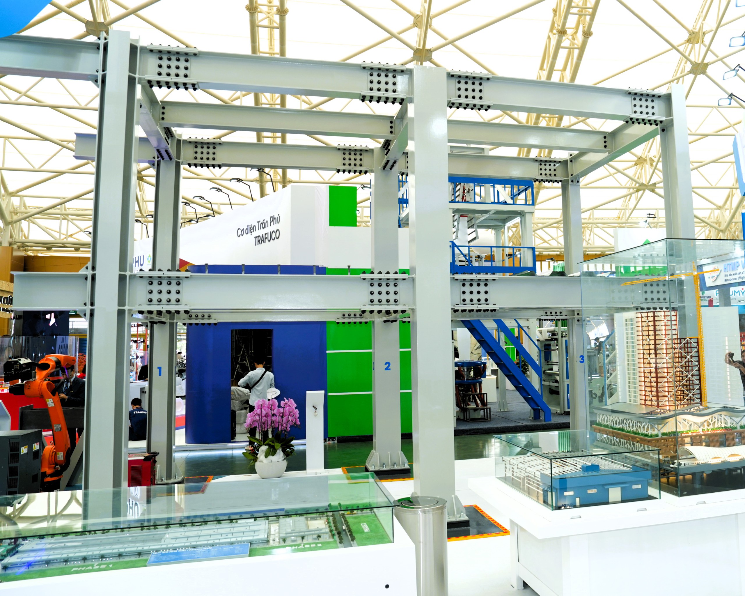 C&aacute;c doanh nghiệp lĩnh vực th&eacute;p &ldquo;khoe&rdquo; g&igrave; ở Triển l&atilde;m th&agrave;nh tựu đất nước 80 năm?- Ảnh 6.