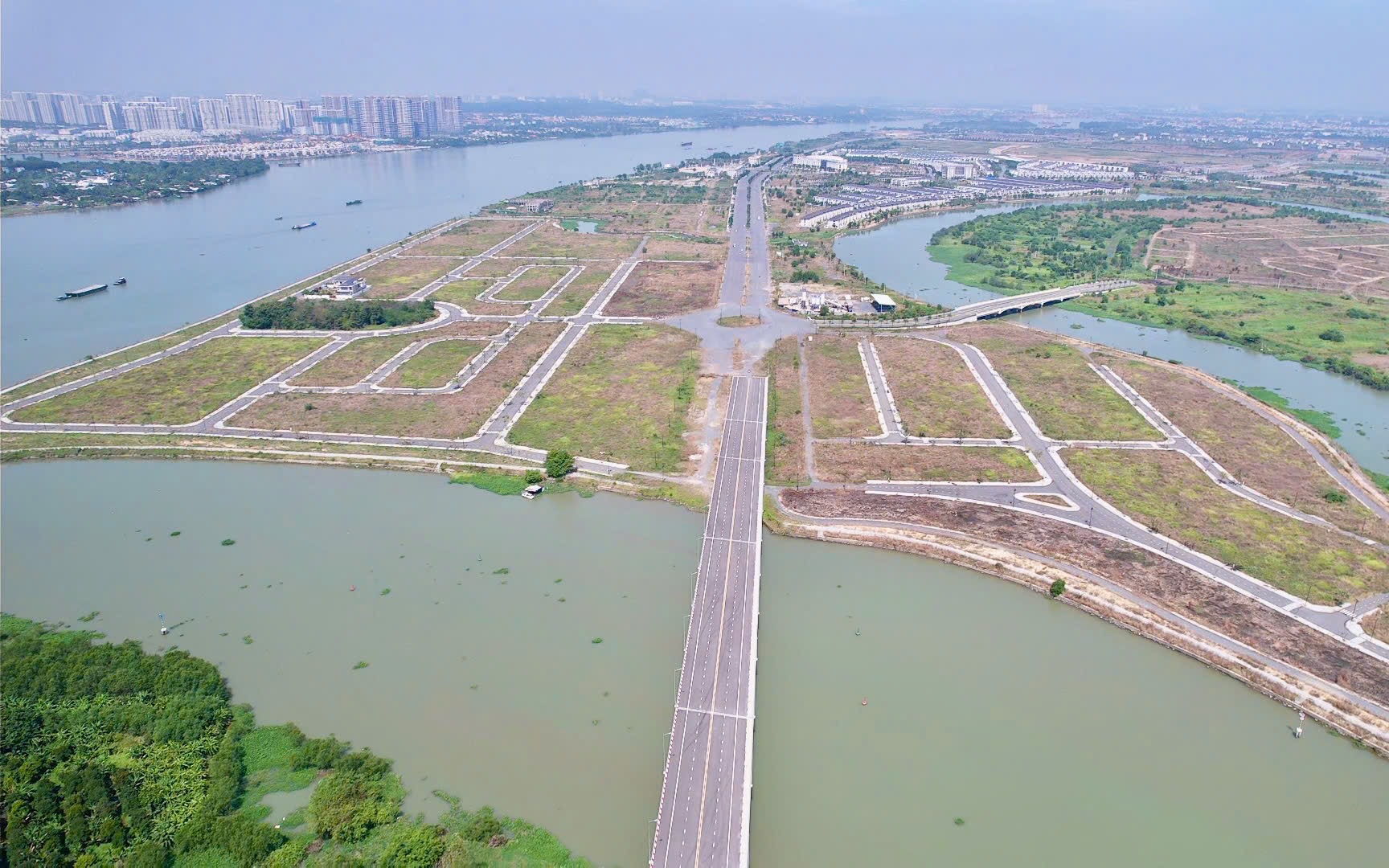 Hơn 4000 người tăng tốc thi c&ocirc;ng dự &aacute;n Aqua City, hướng tới b&agrave;n giao khoảng 9.000 sản phẩm - Ảnh 4.